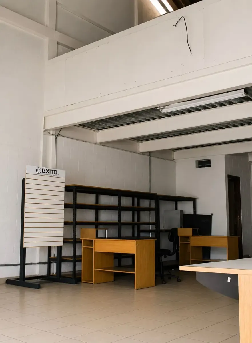 Local Comercial Spot2