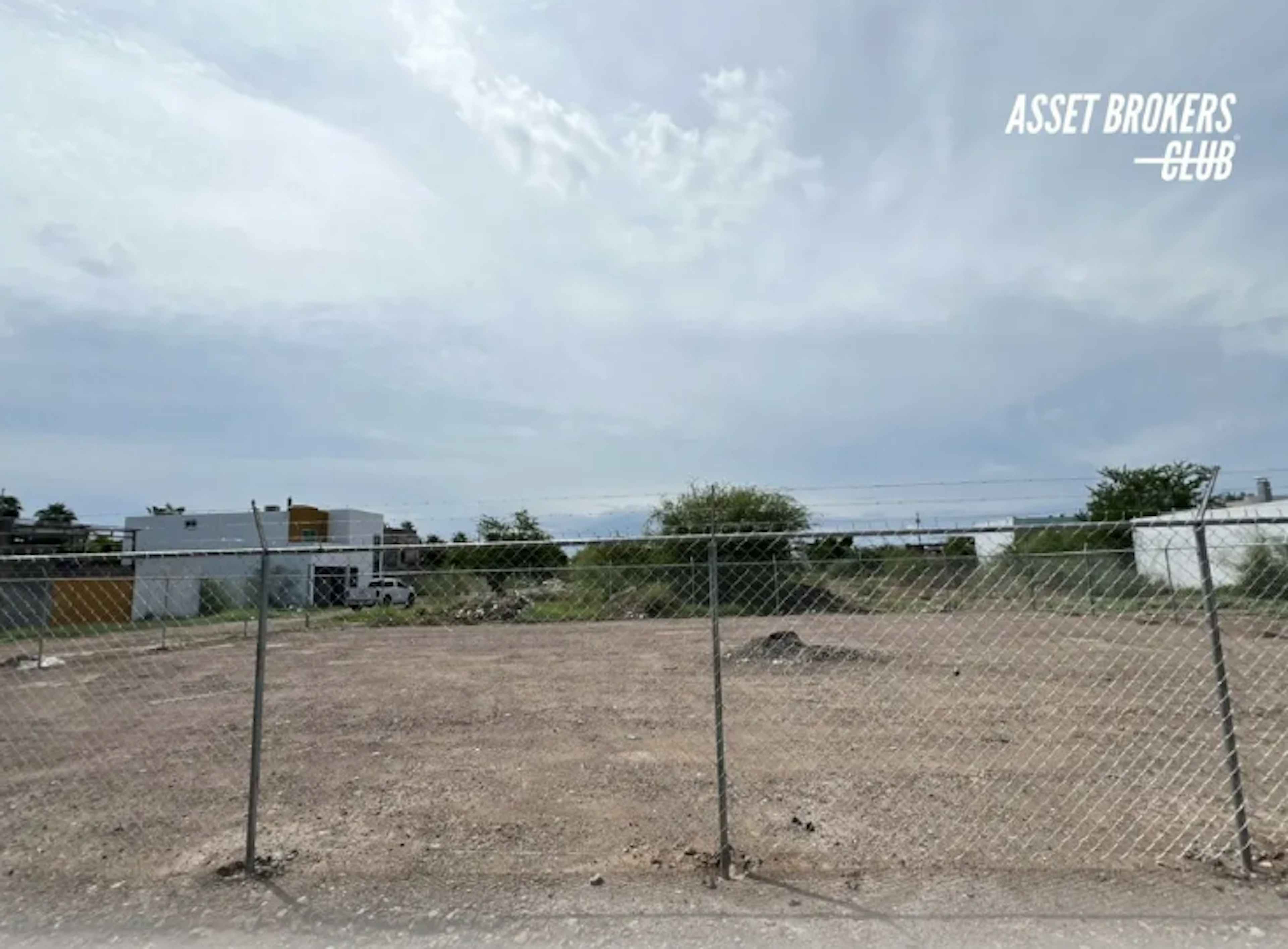 Avenida Ayuntamiento 1399