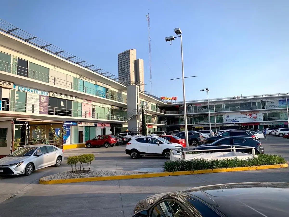 Local Comercial Spot2