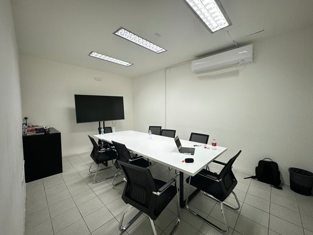 Local Comercial Spot2