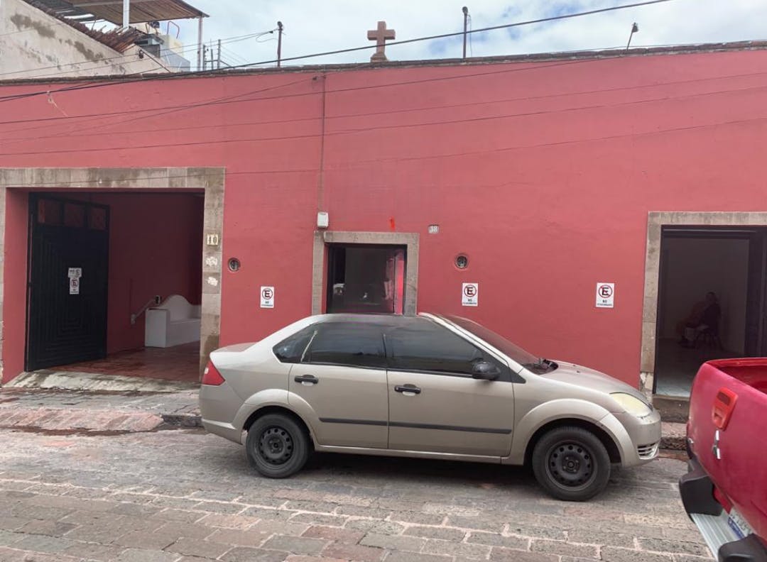 Local Comercial Spot2