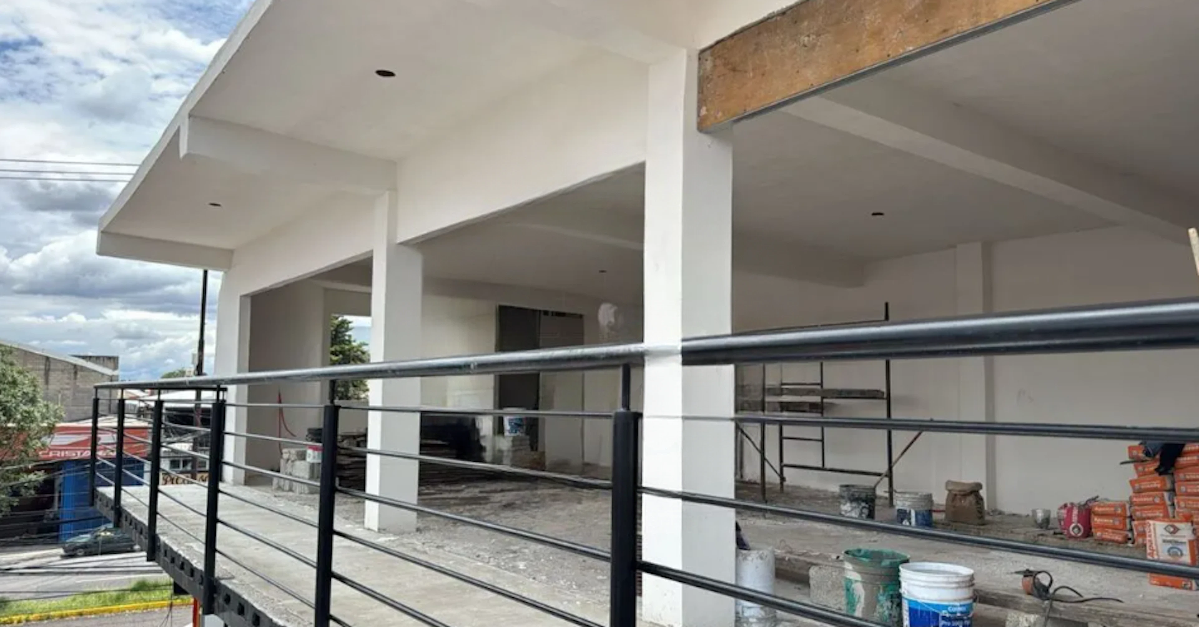 Local Comercial Spot2