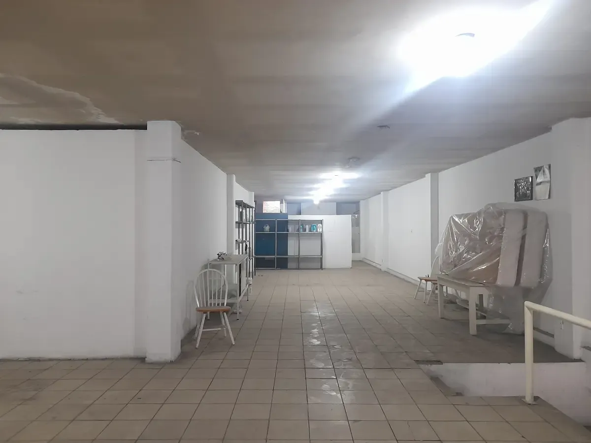 Local Comercial Spot2