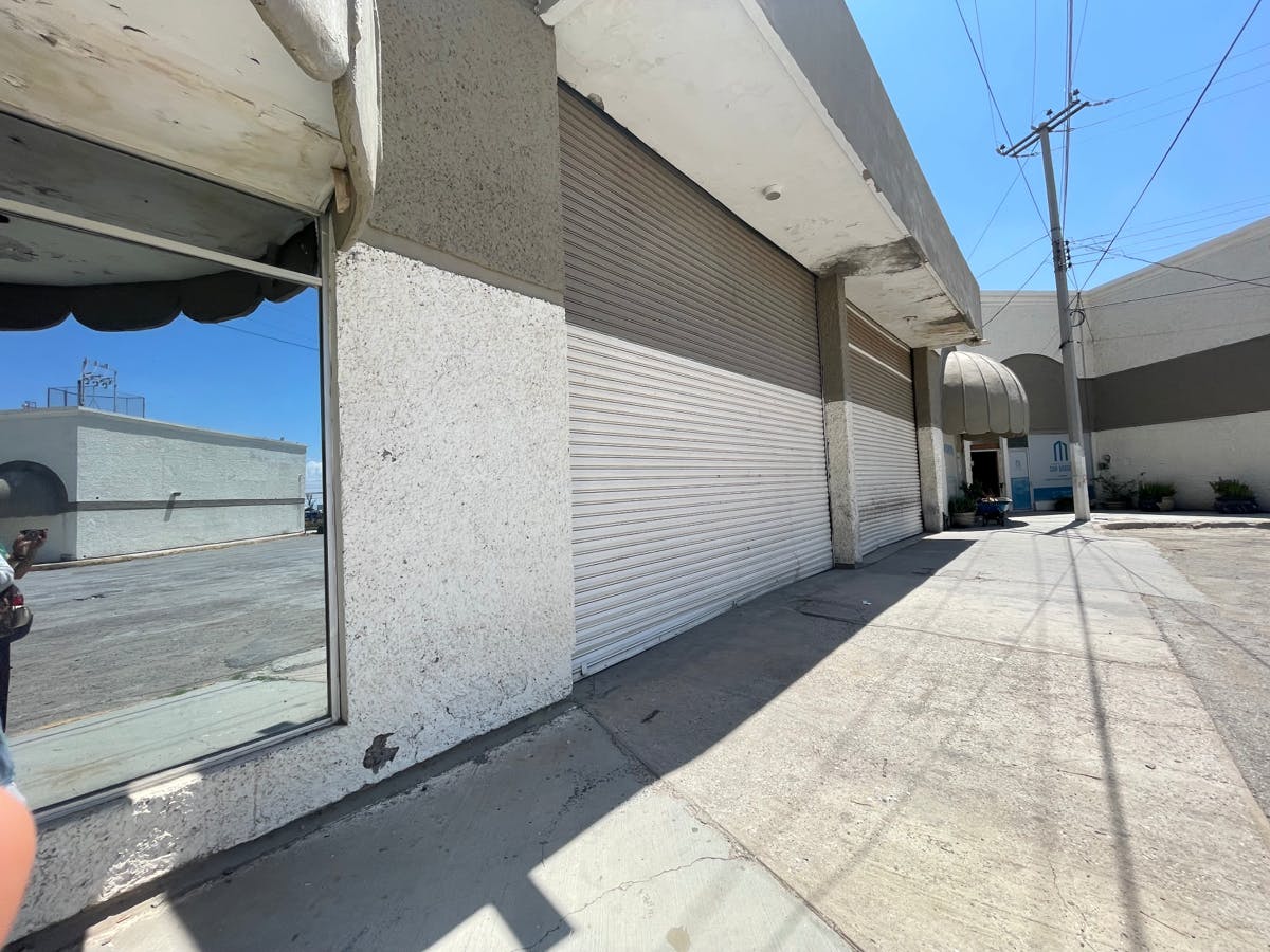 Local Comercial Spot2