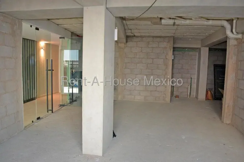 Local Comercial Spot2