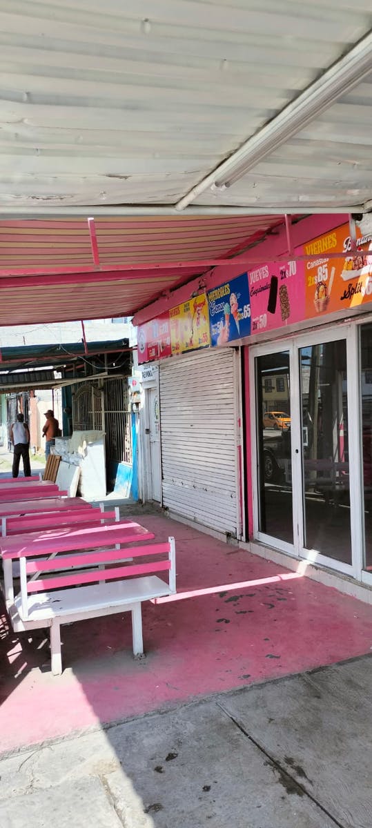 Local Comercial Spot2