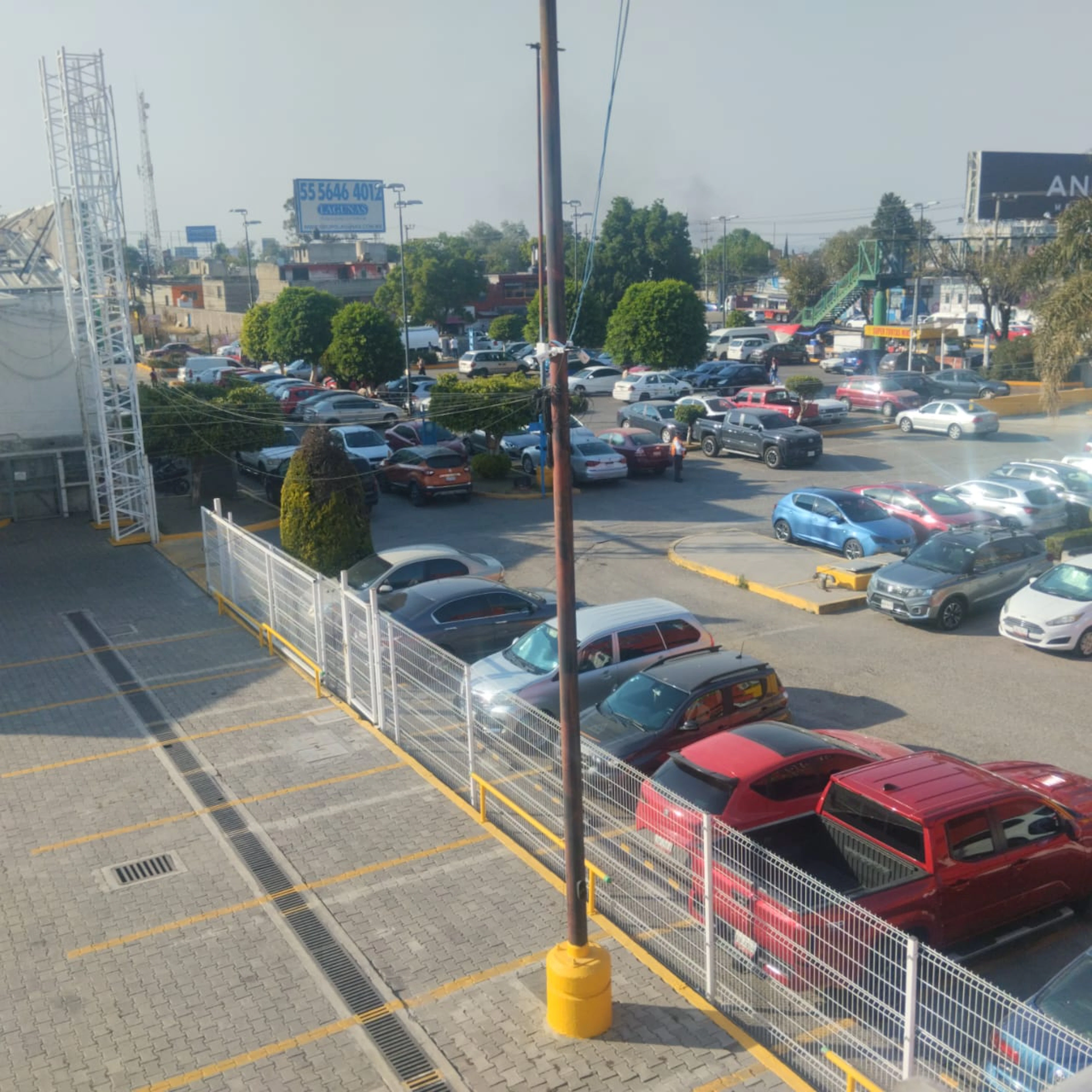 Local Comercial Spot2