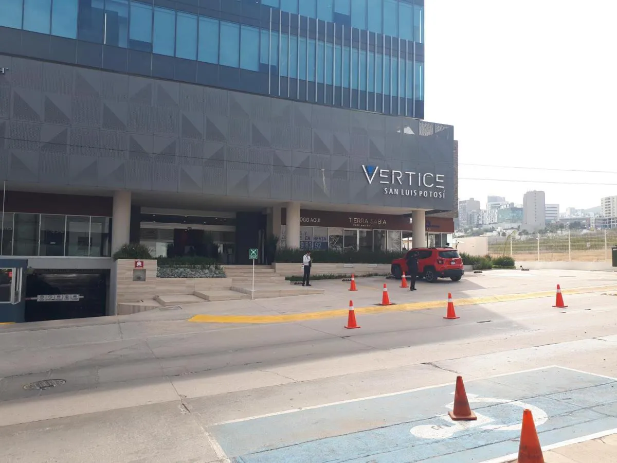 Local Comercial Spot2