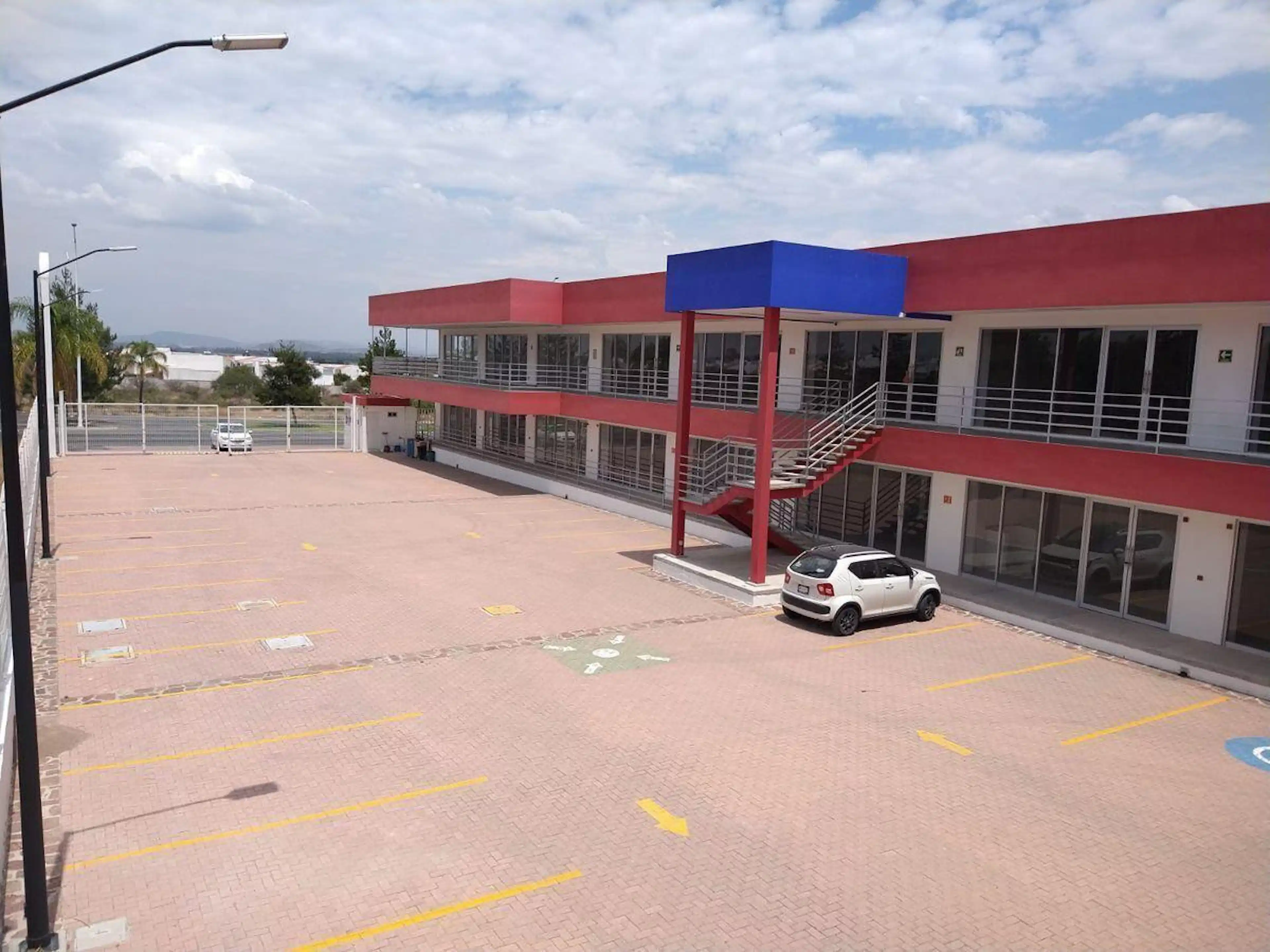 Centro Comercial En Venta En El Márques