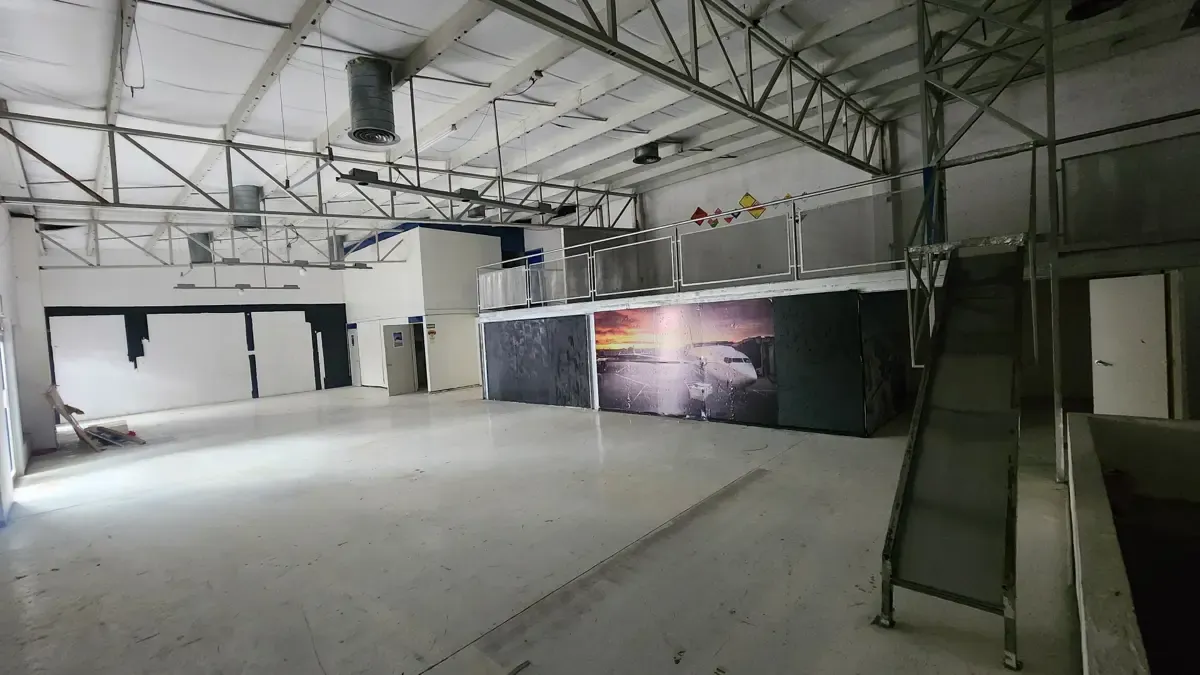 Local Comercial Spot2