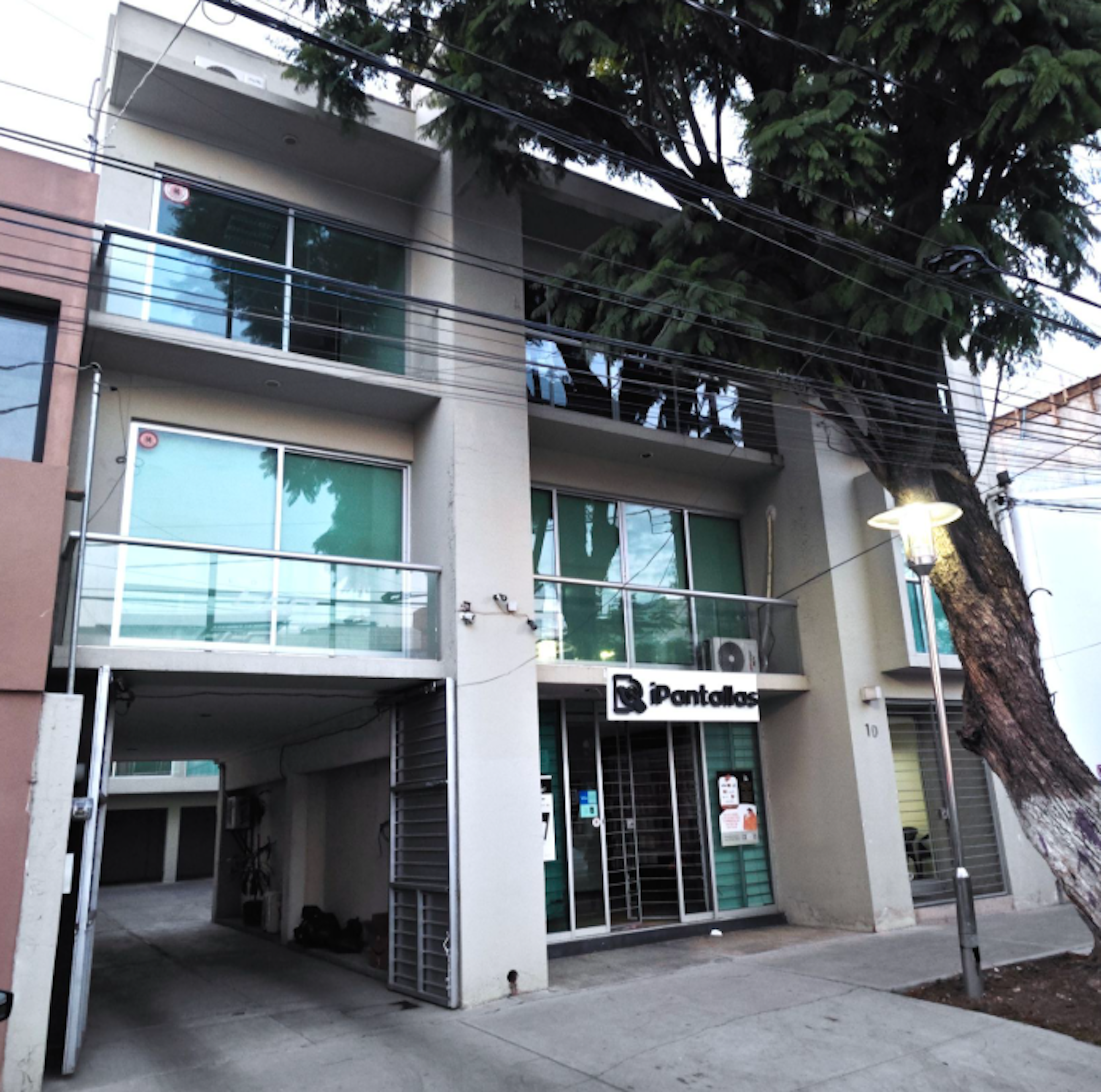 Spot image 0