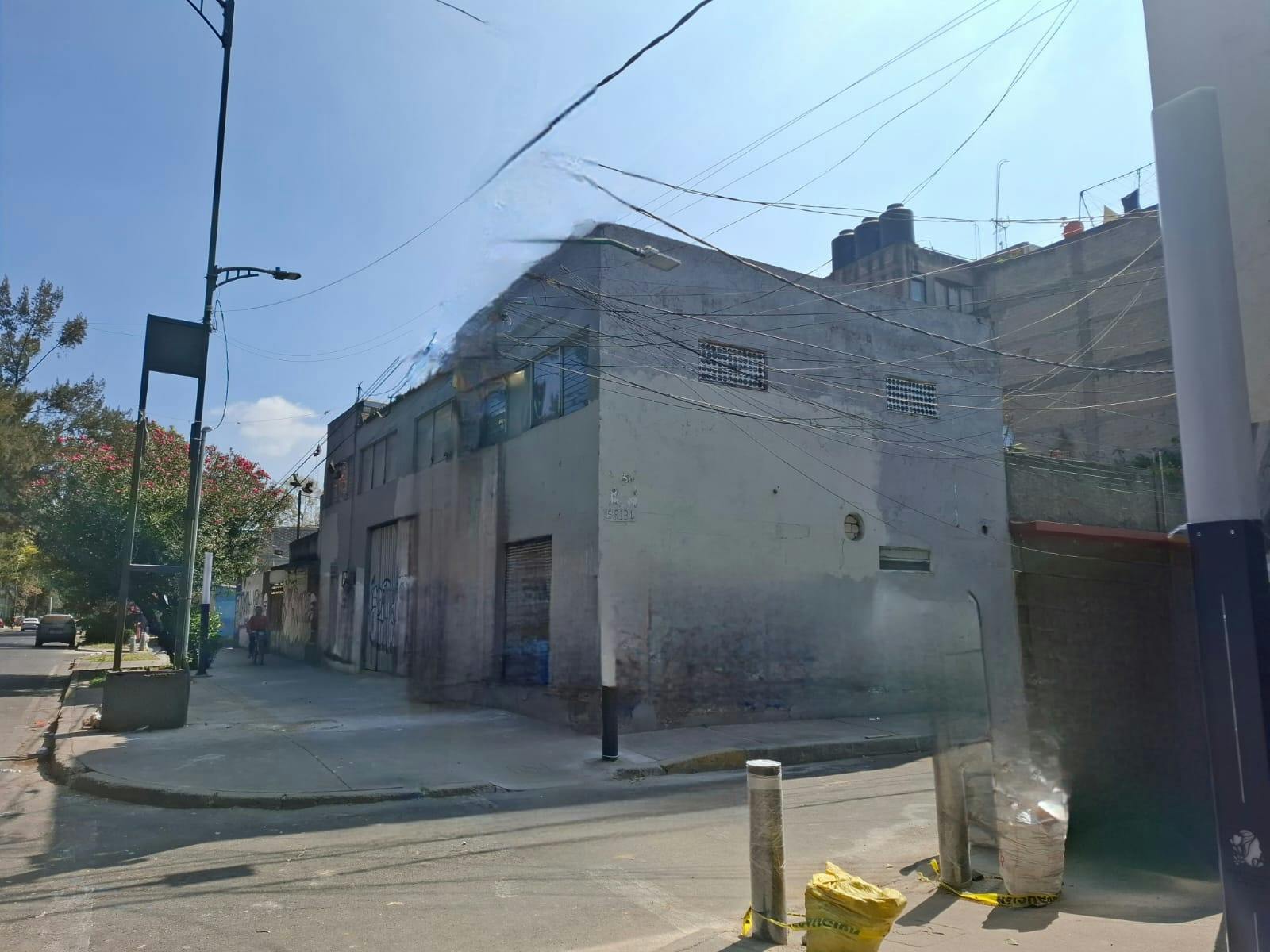 Local Comercial Spot2