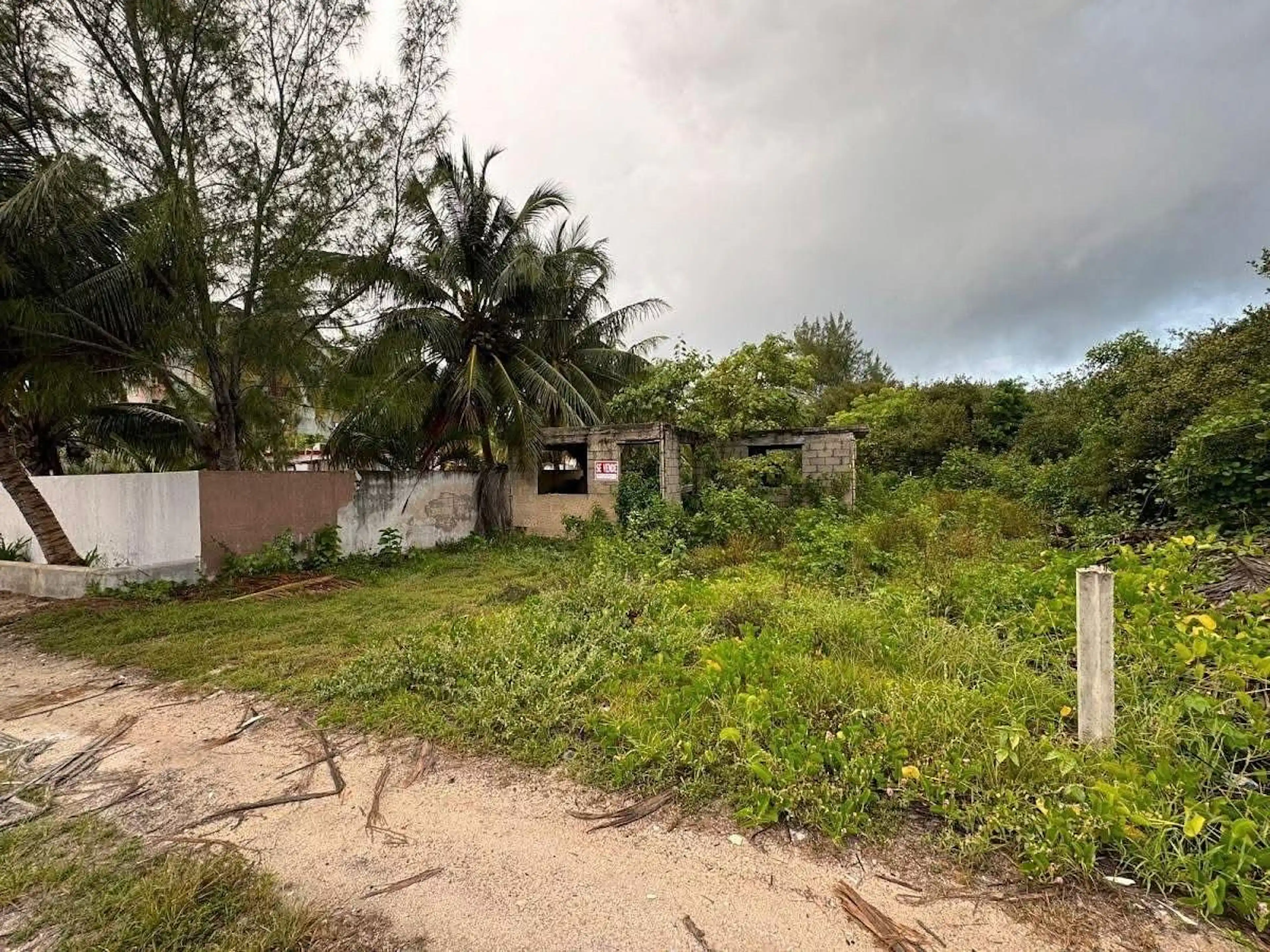 Terreno De 385 M2 En Venta A Dos Cuadras De La Playa