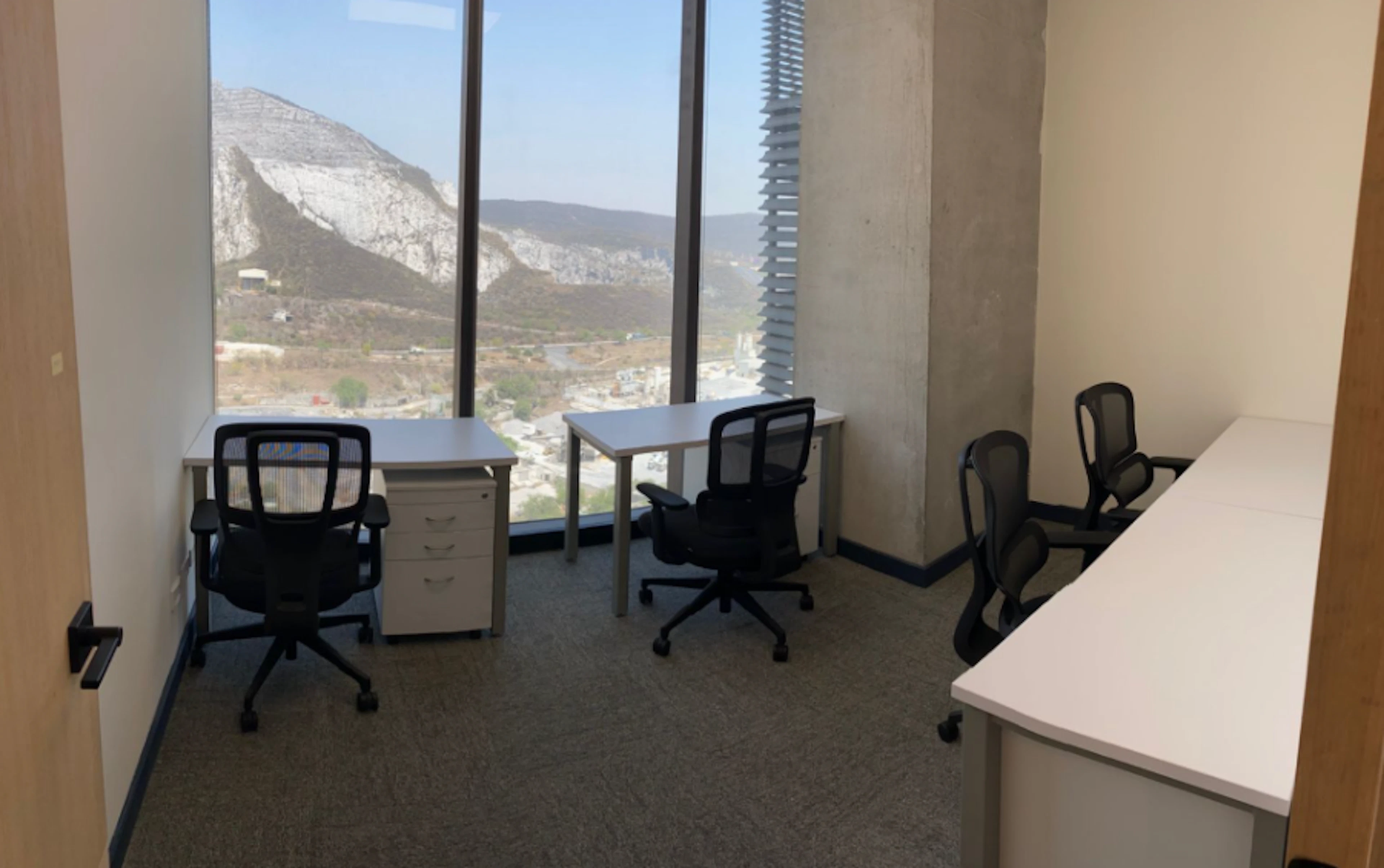 Oficina 2405-photo
