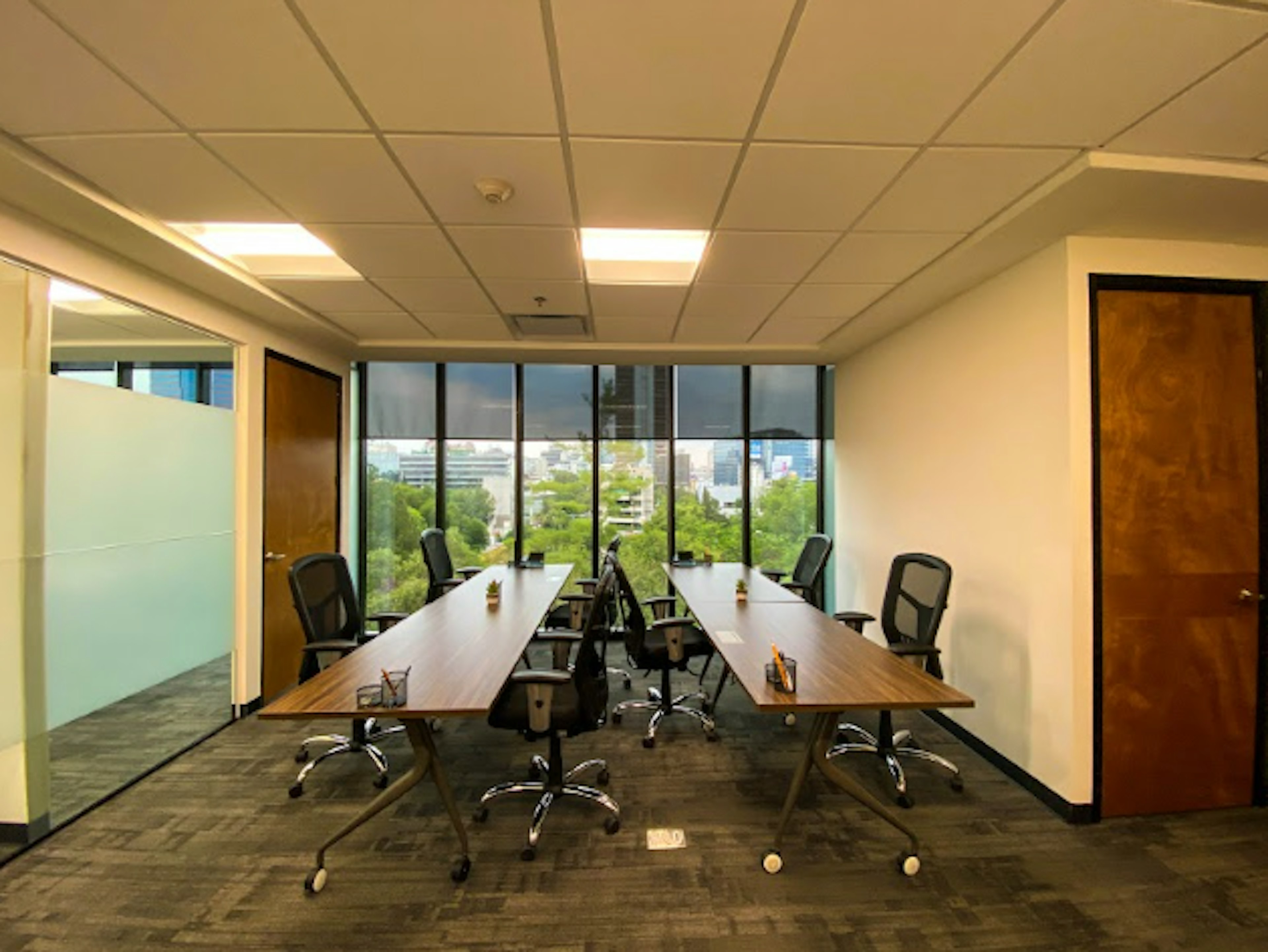 Oficina De 4-6 Personas-photo