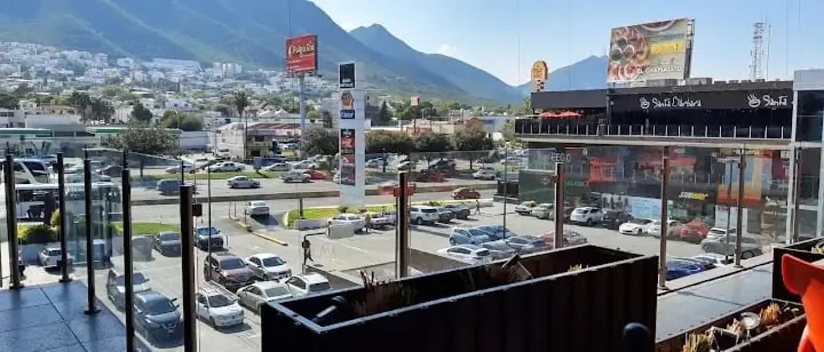 Local Comercial Spot2