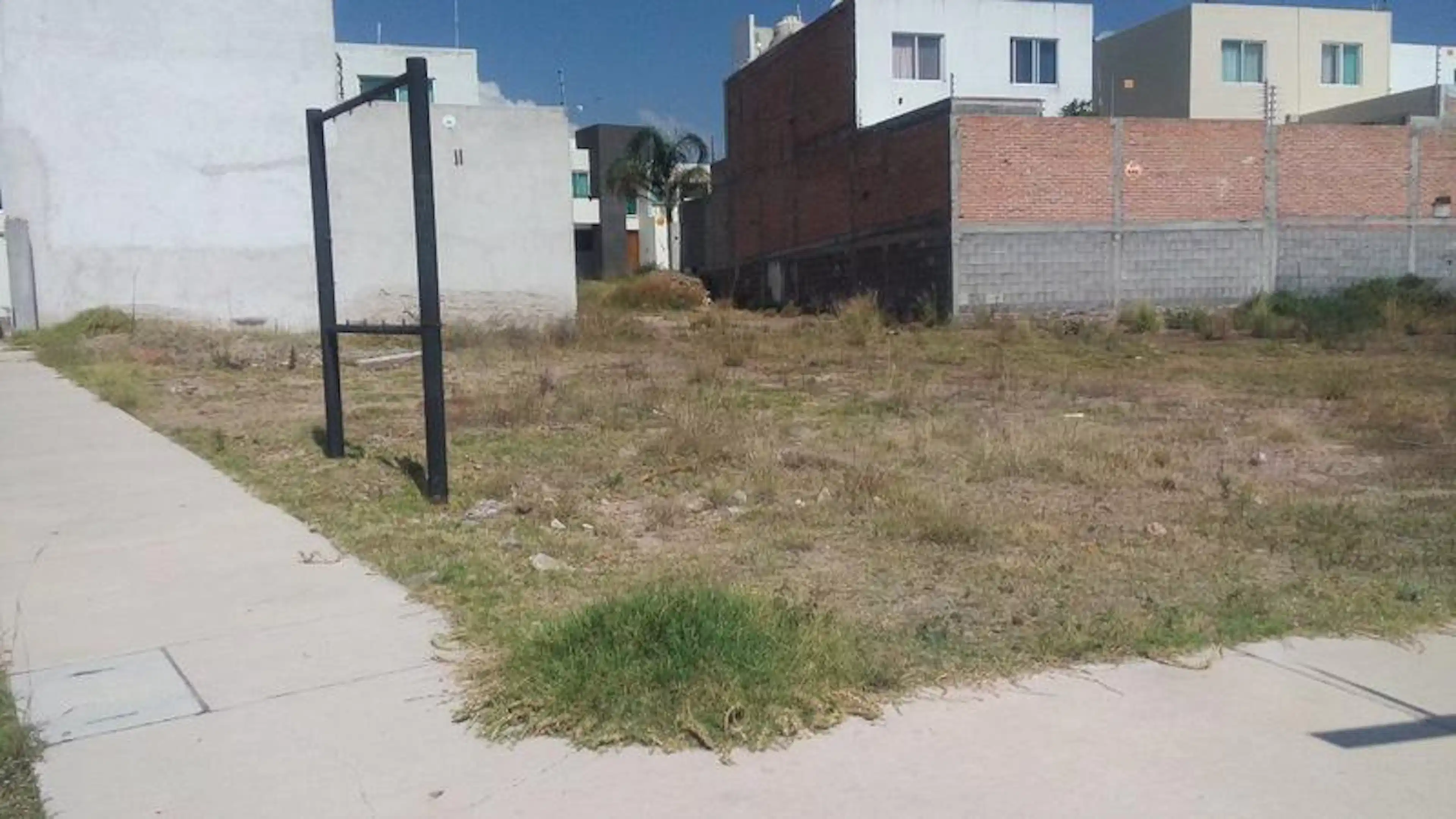 Varios Terrenos Comerciales En Renta En Villamagna, San Luis Potosi