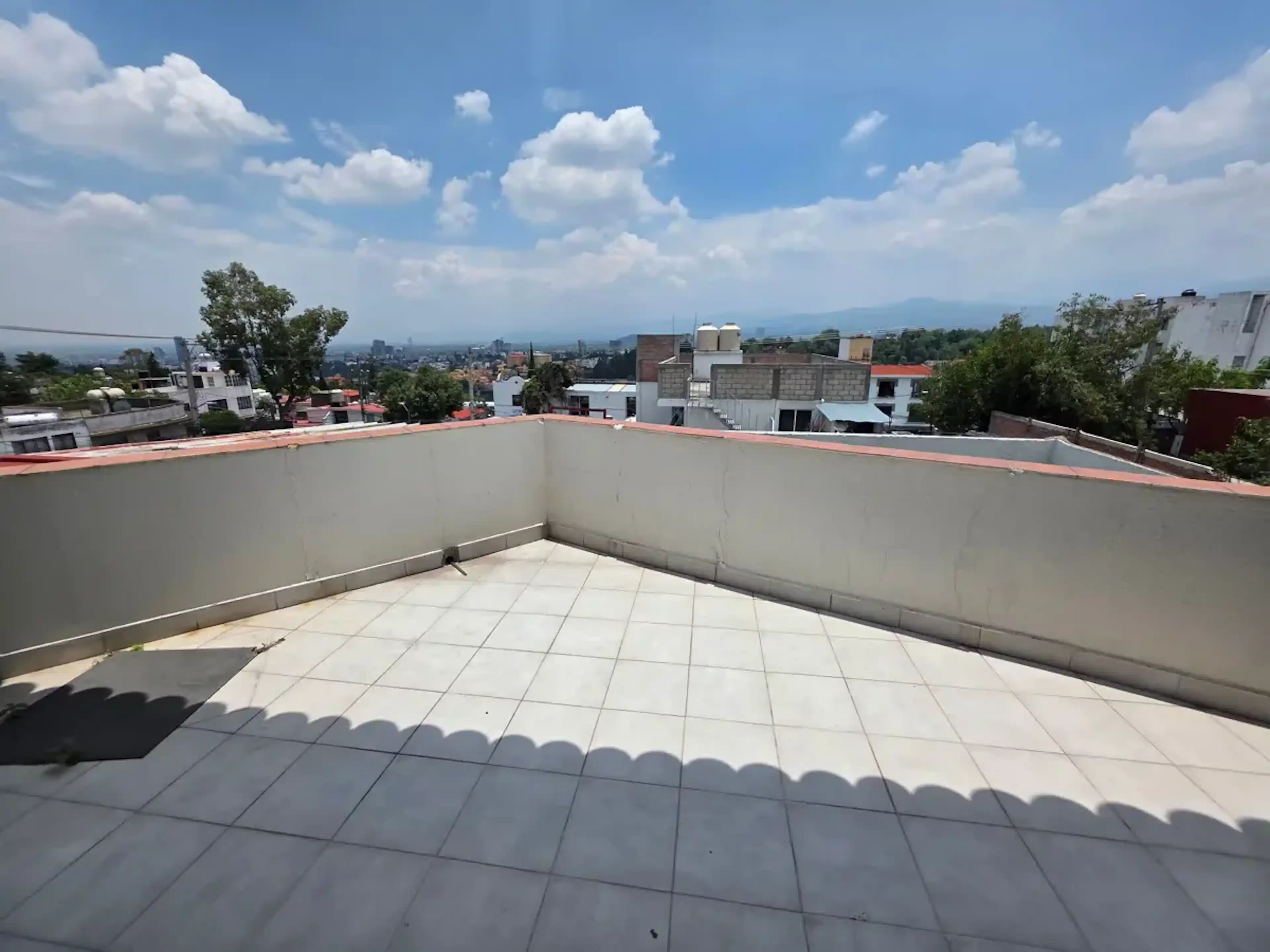 CALZADA DE LAS AGUILAS 988