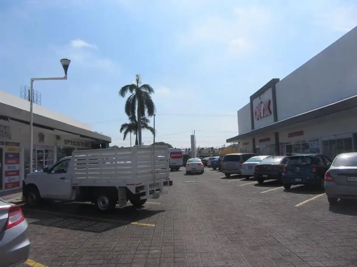 Local Comercial Spot2