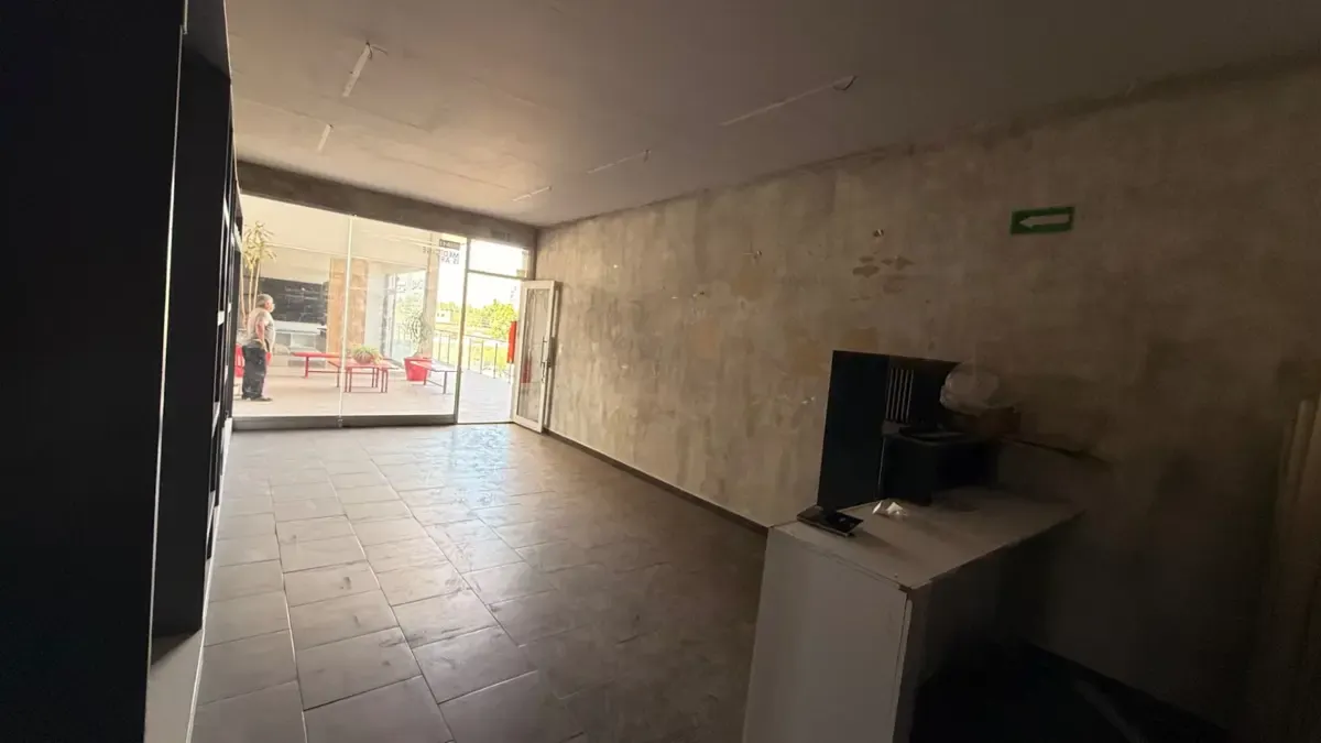 Local Comercial Spot2