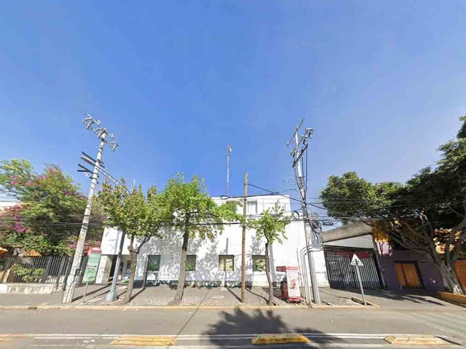 Local Comercial Spot2