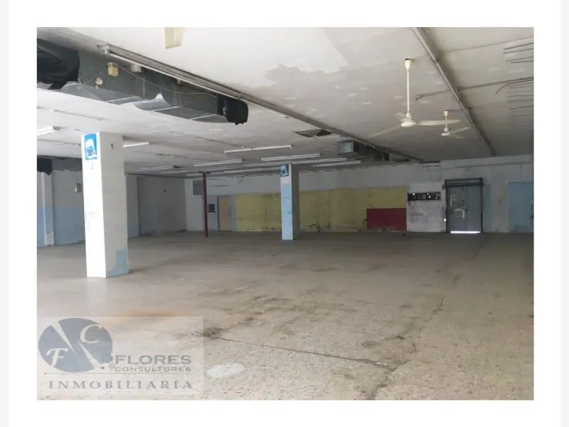 Local Comercial Spot2