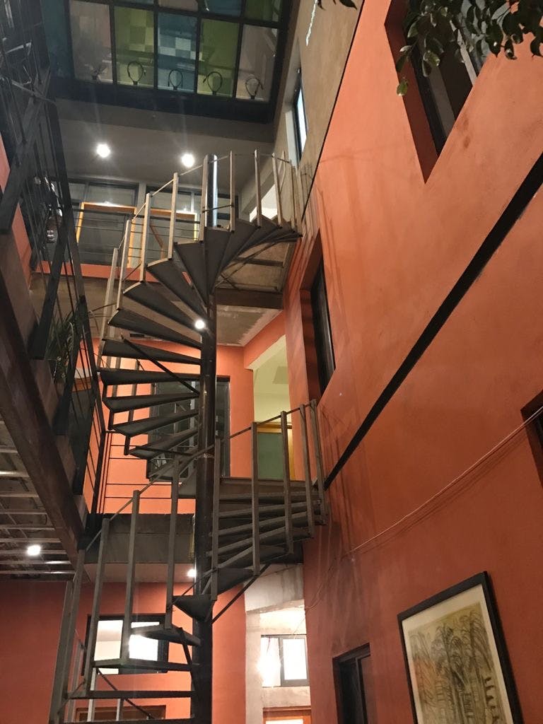 Local Comercial Spot2