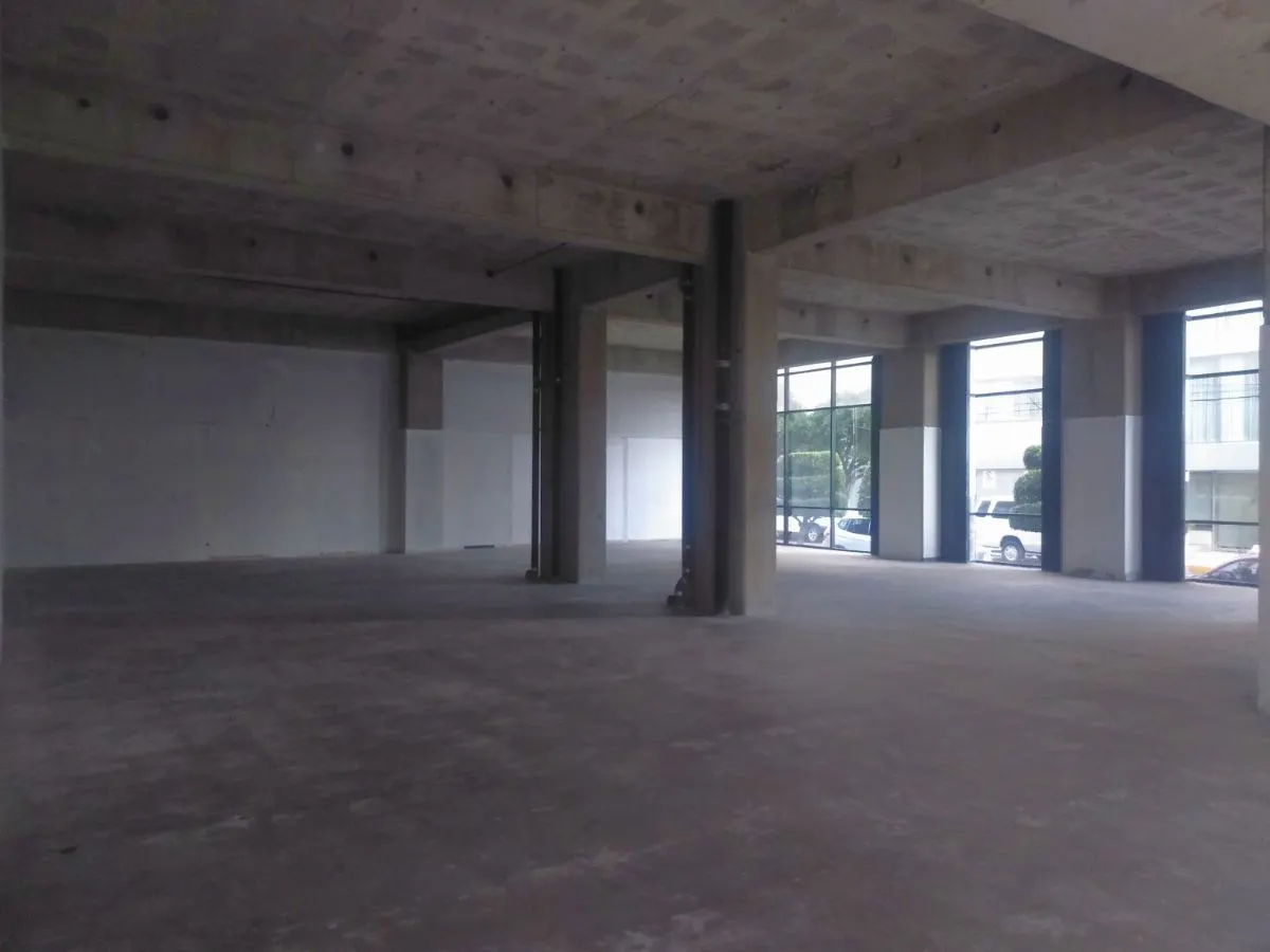 Local Comercial Spot2