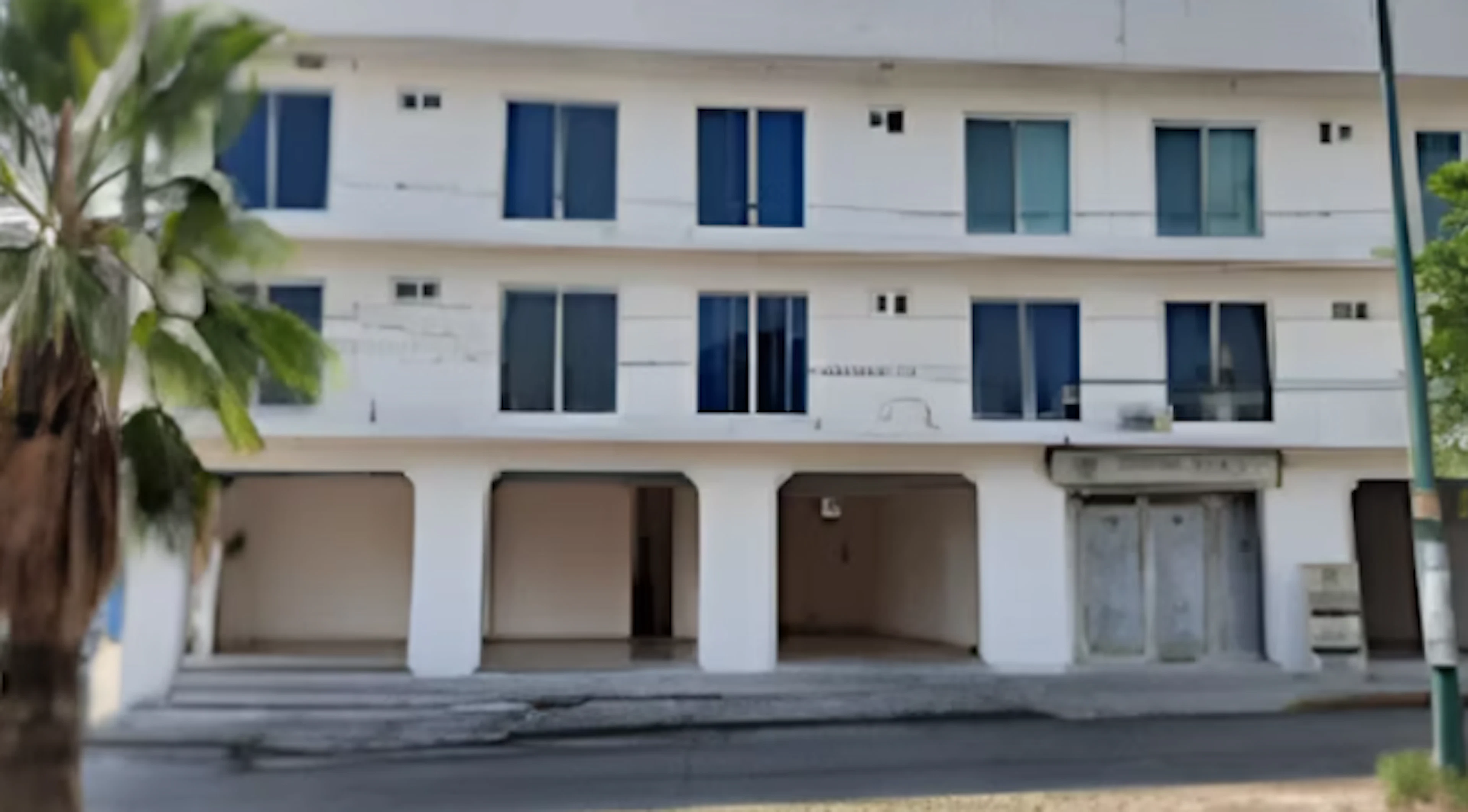 Local Comercial Spot2