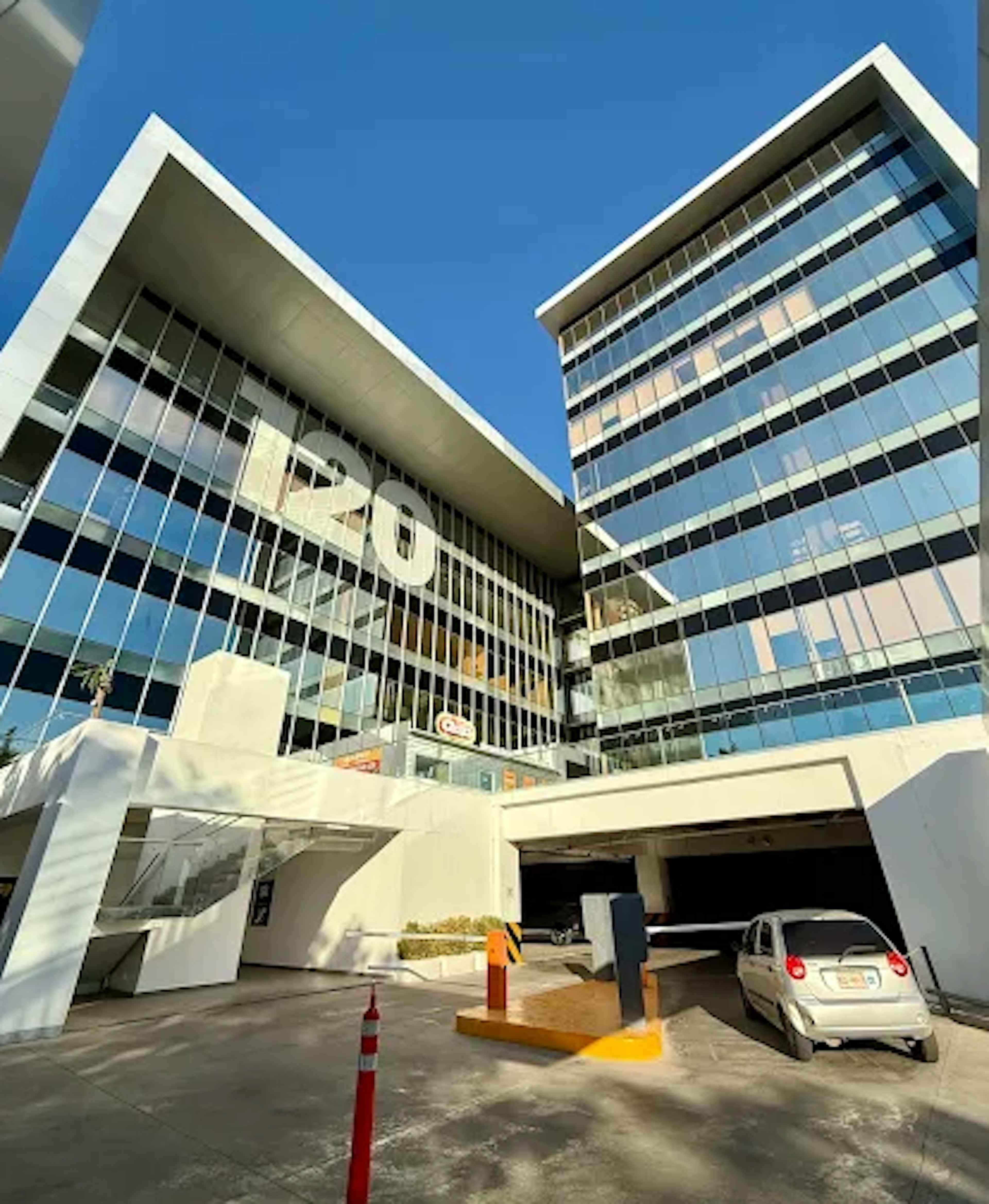 Torre C Piso 7 Local 6