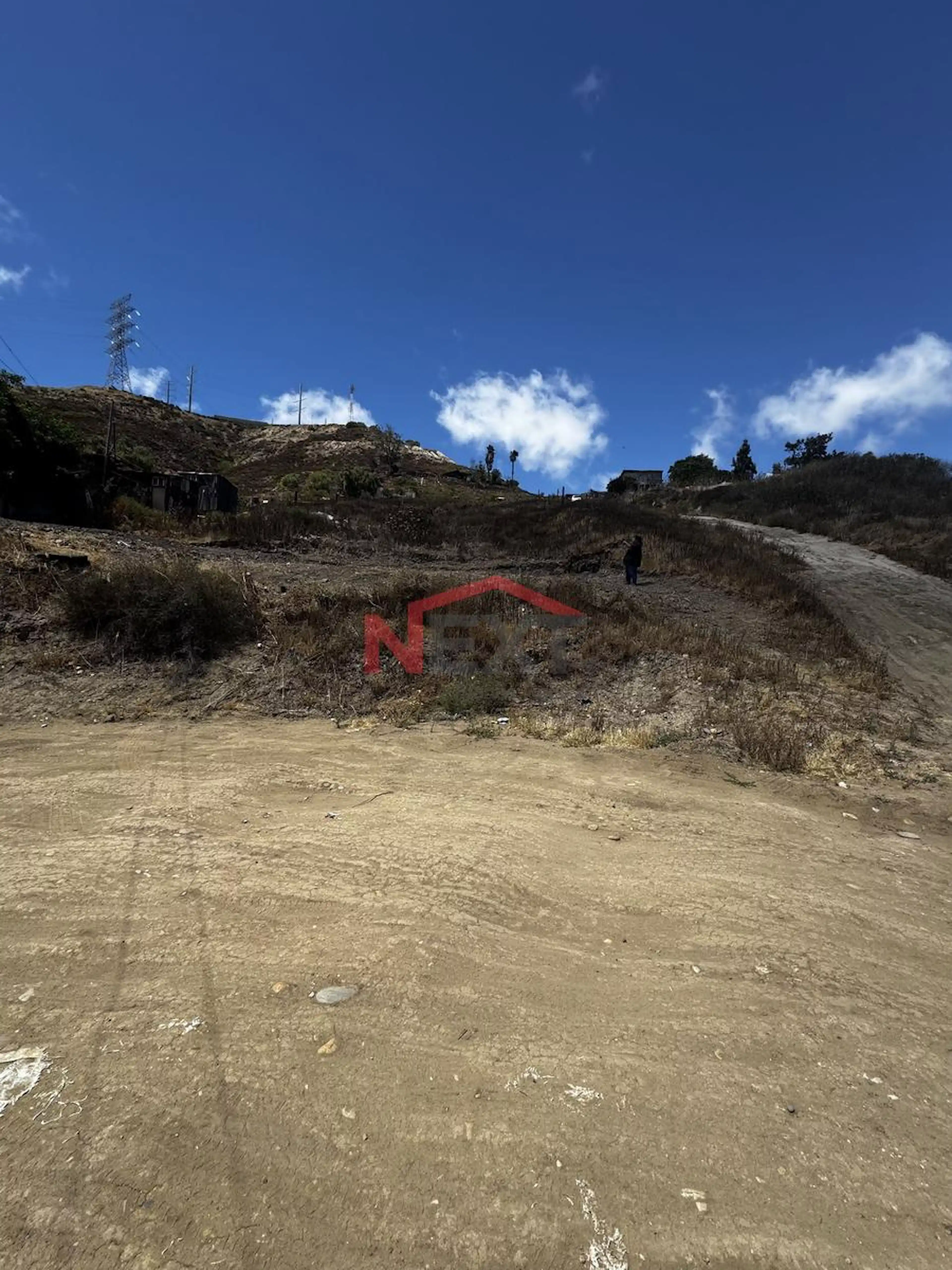 TERRENO EN VENTA-COL. XICOTENCATL TIJUANA B.C