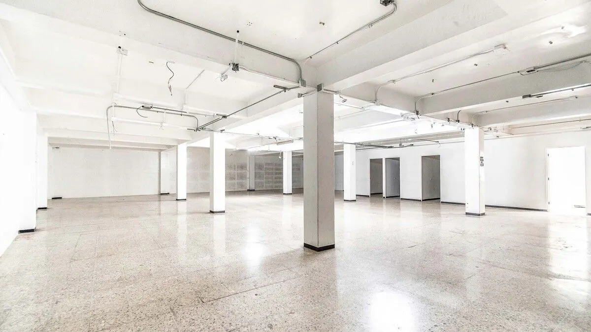 Local Comercial Spot2