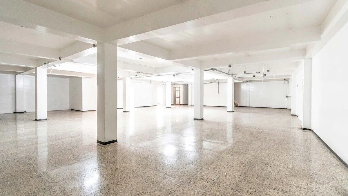 Local Comercial Spot2