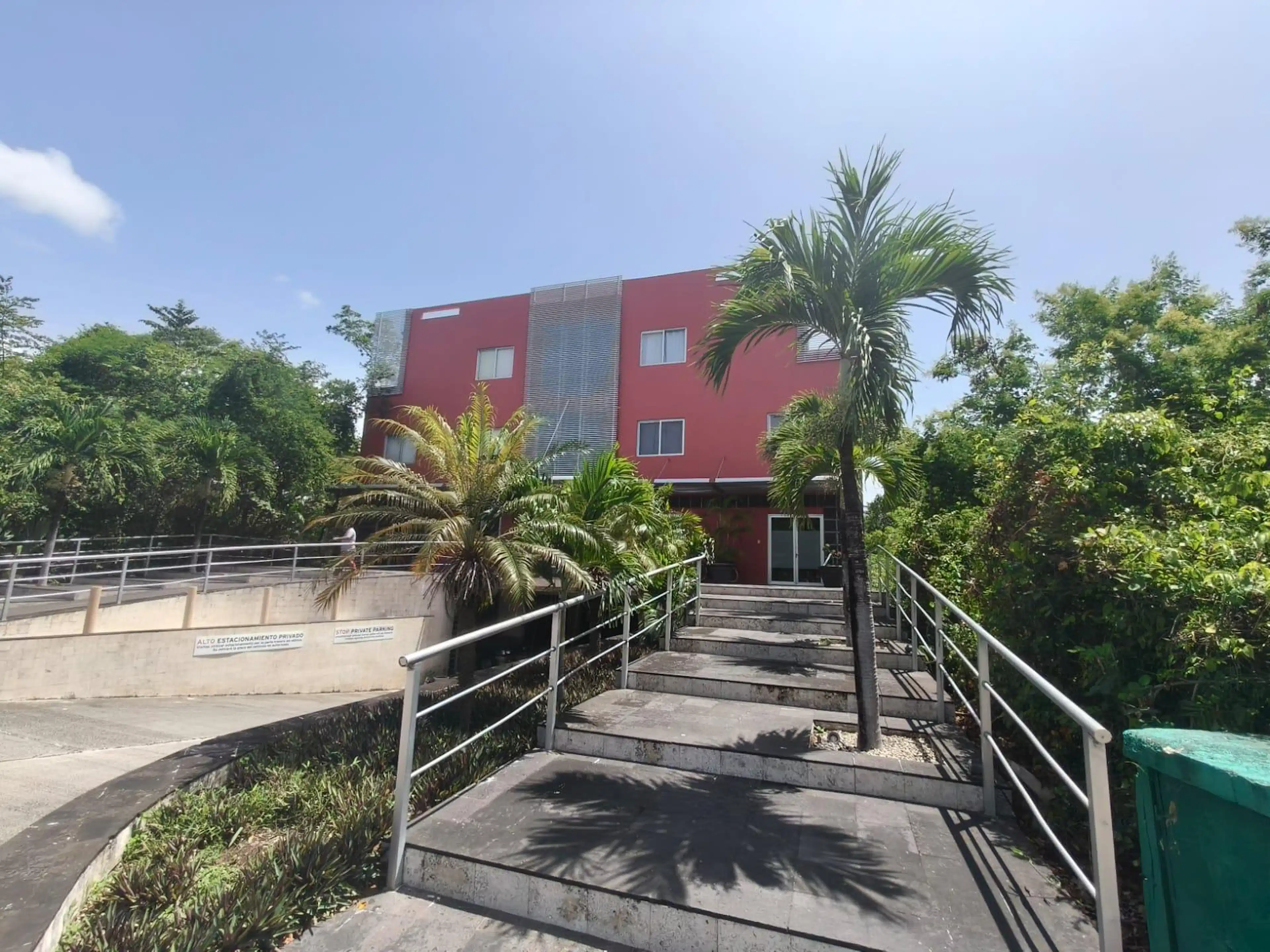 Oficina En Venta Playacar S/n