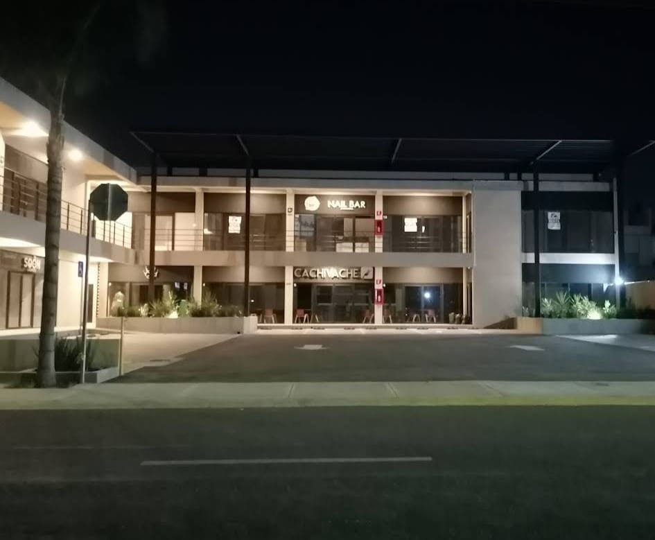 Local Comercial Spot2