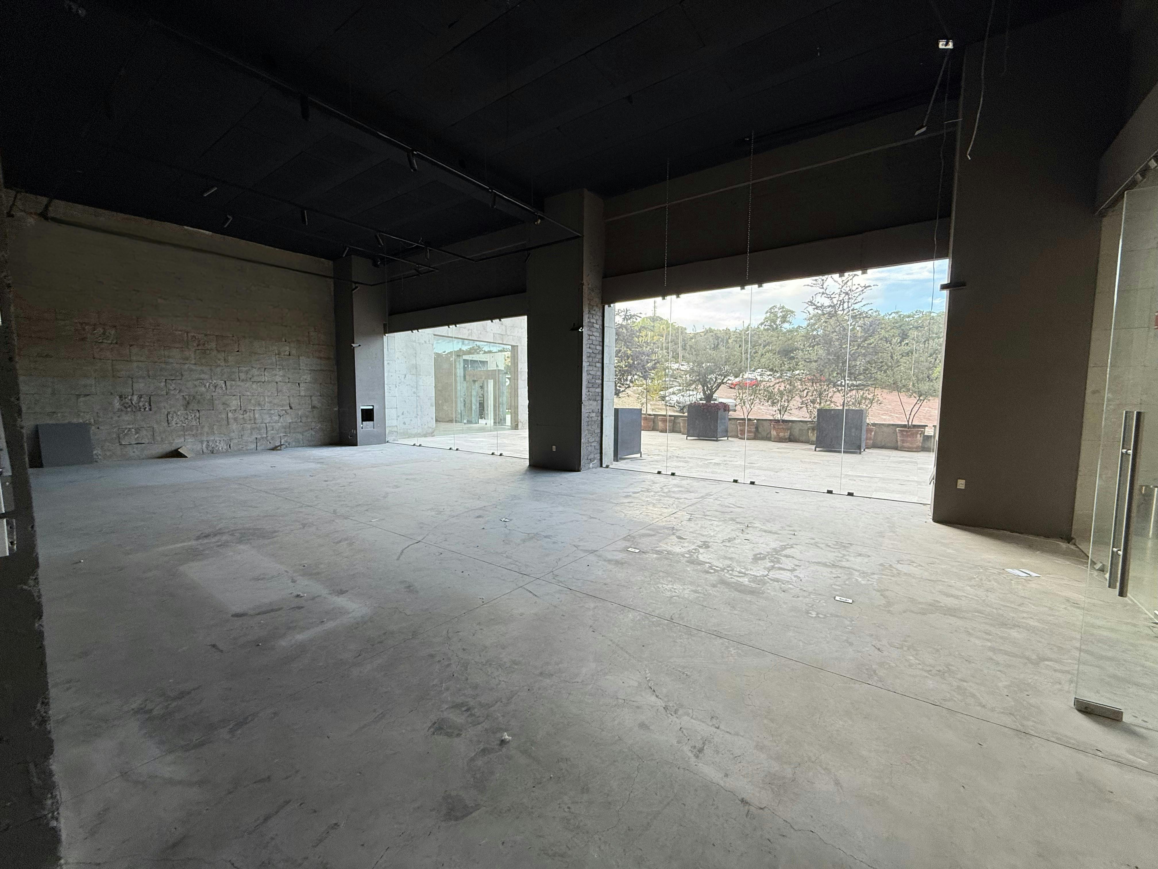 Local Comercial Spot2