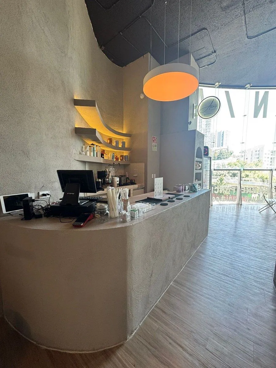Local Comercial Spot2