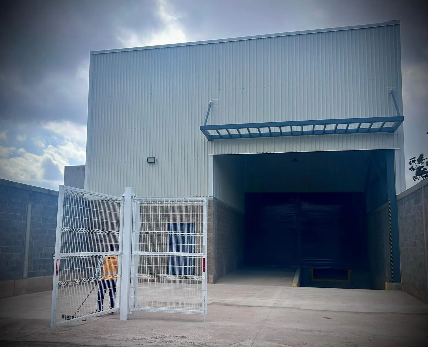 Industrial Spot2