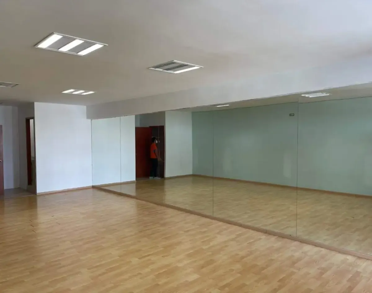 Local Comercial Spot2