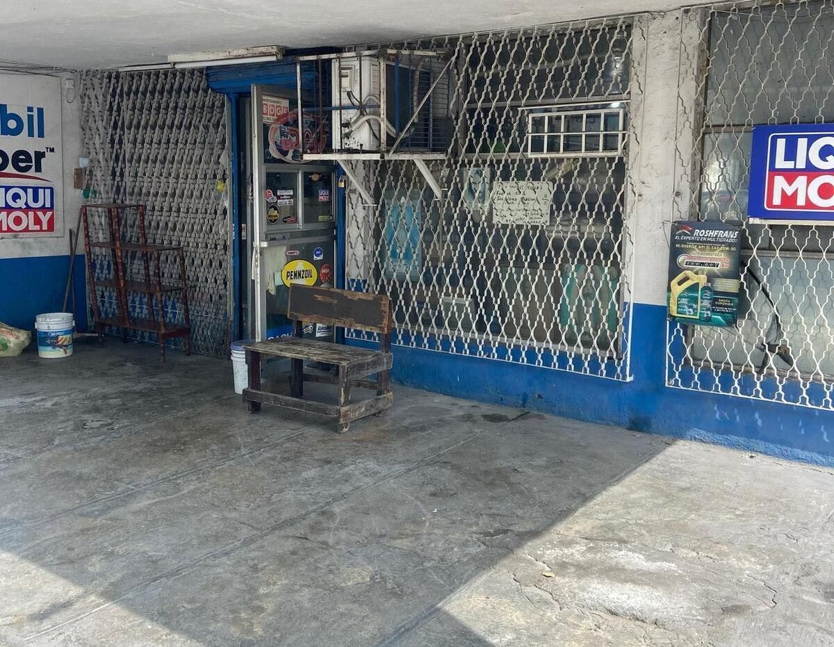 Local Comercial Spot2