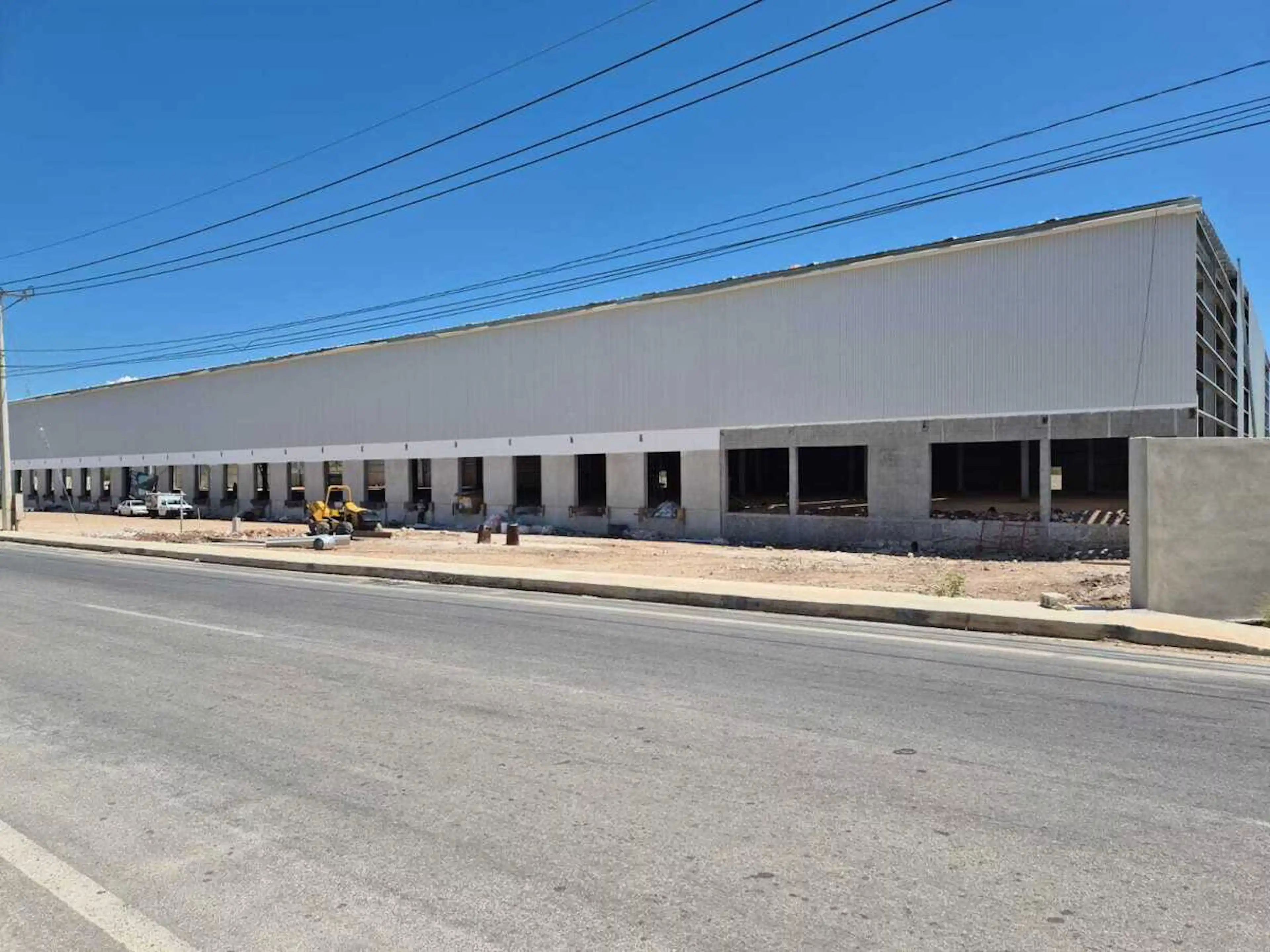 Nave Industrial desde 2,000 m2 a 11,000 m2 a metros de Periférico