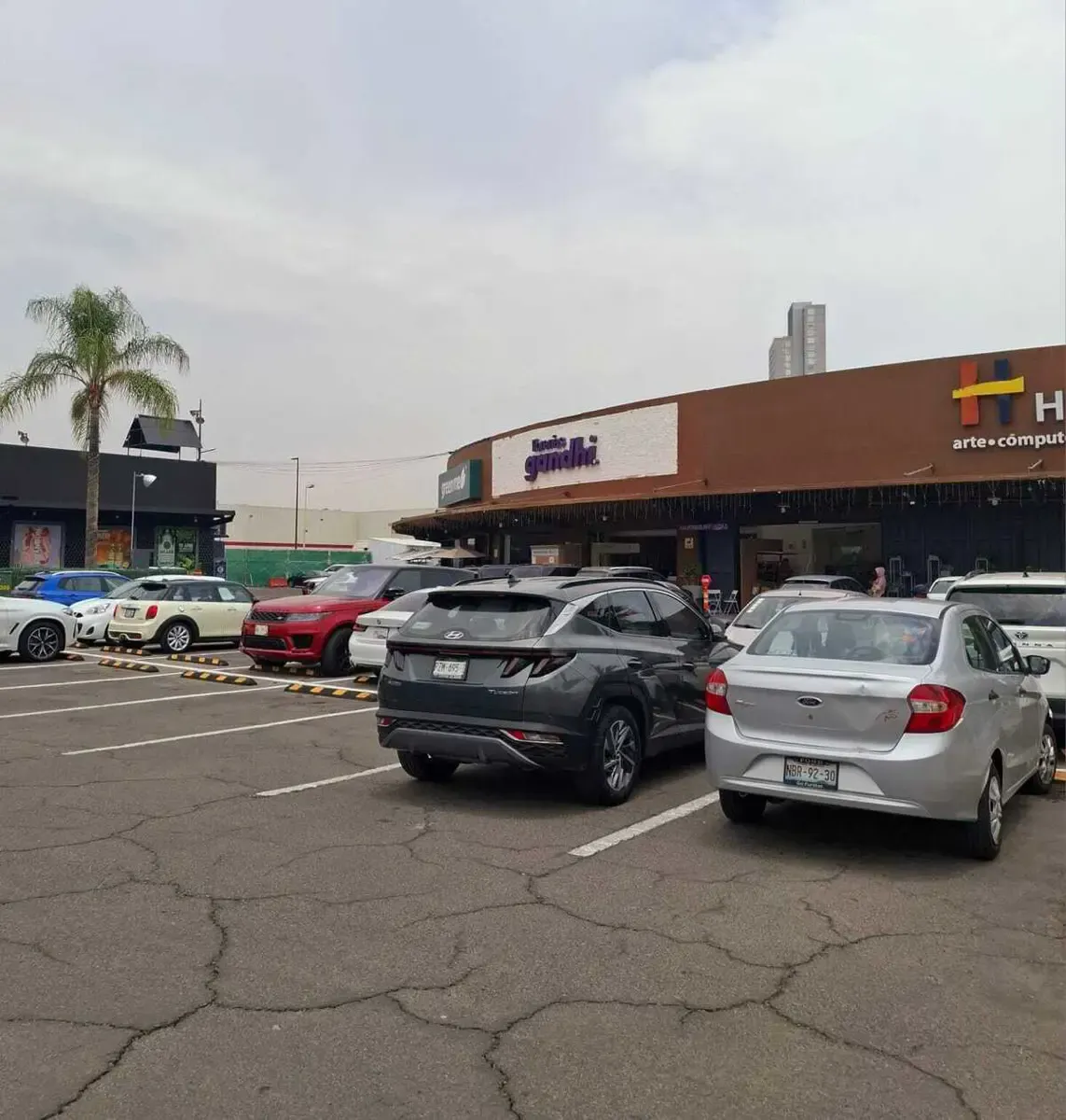 Local Comercial Spot2