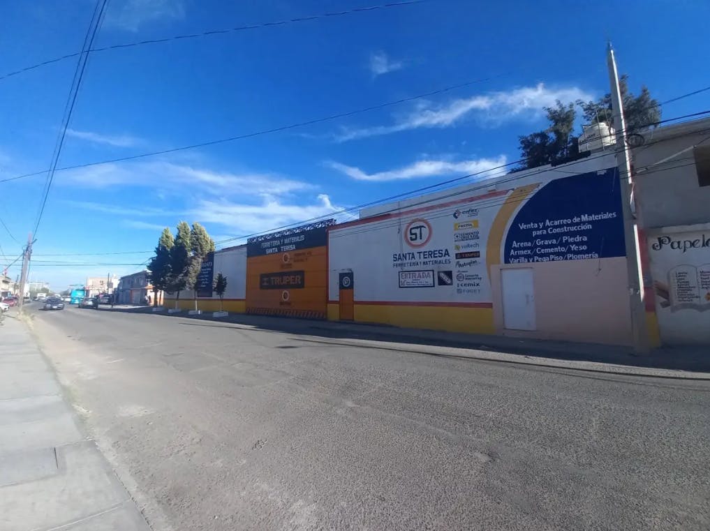 Local Comercial Spot2