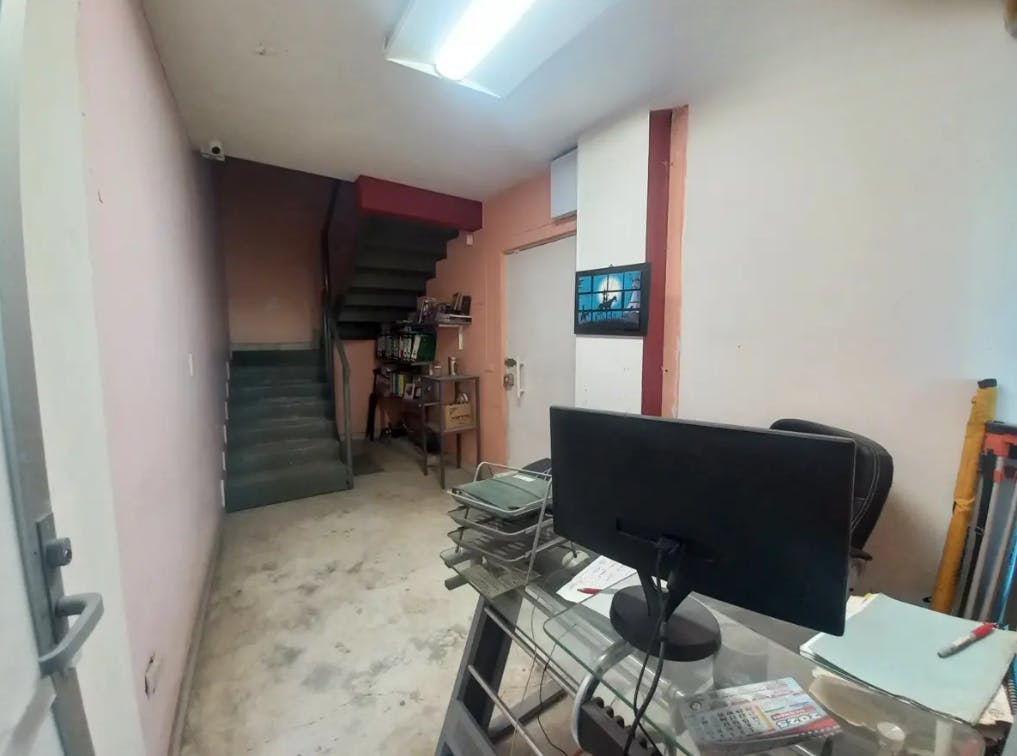 Local Comercial Spot2