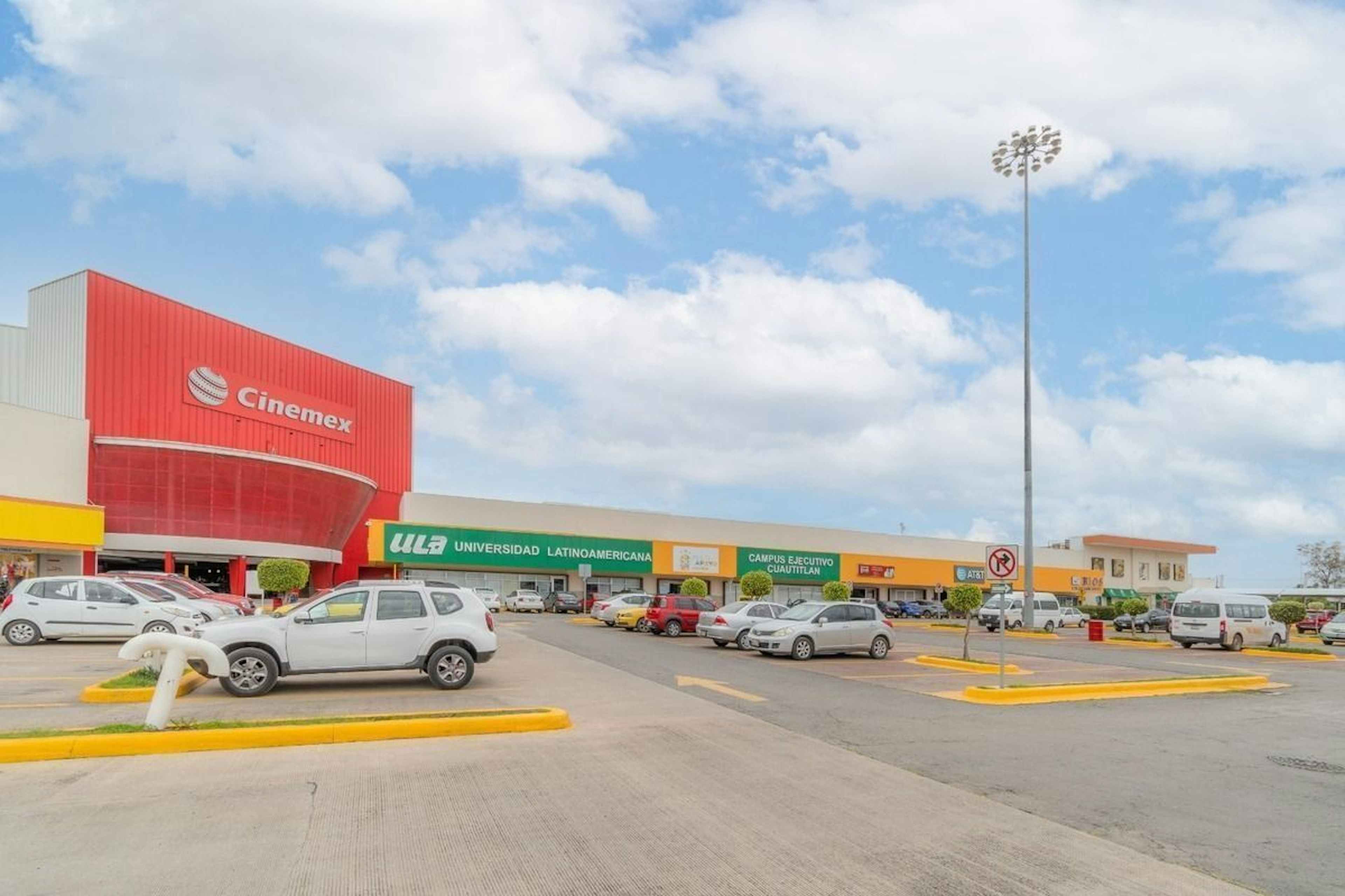 Centro Comercial La Joya
