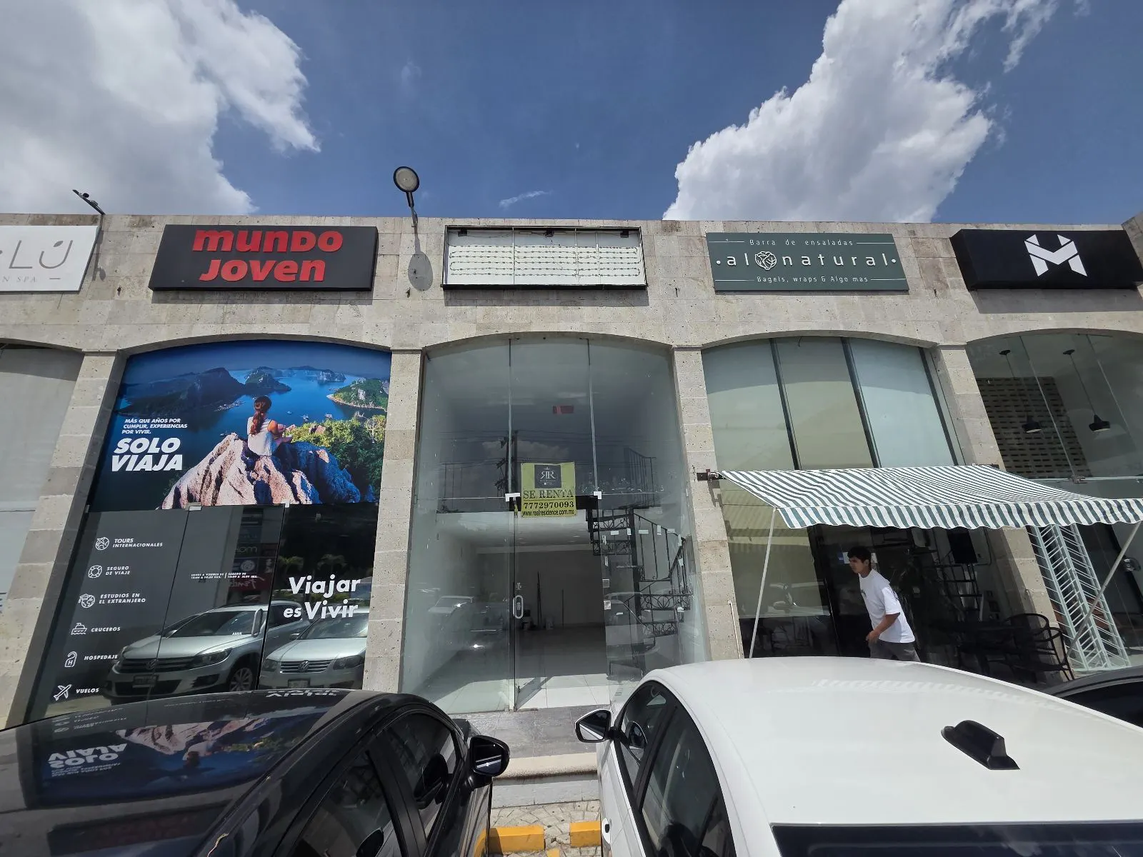 Local Comercial Spot2