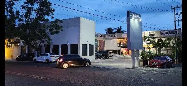 Local Comercial Spot2