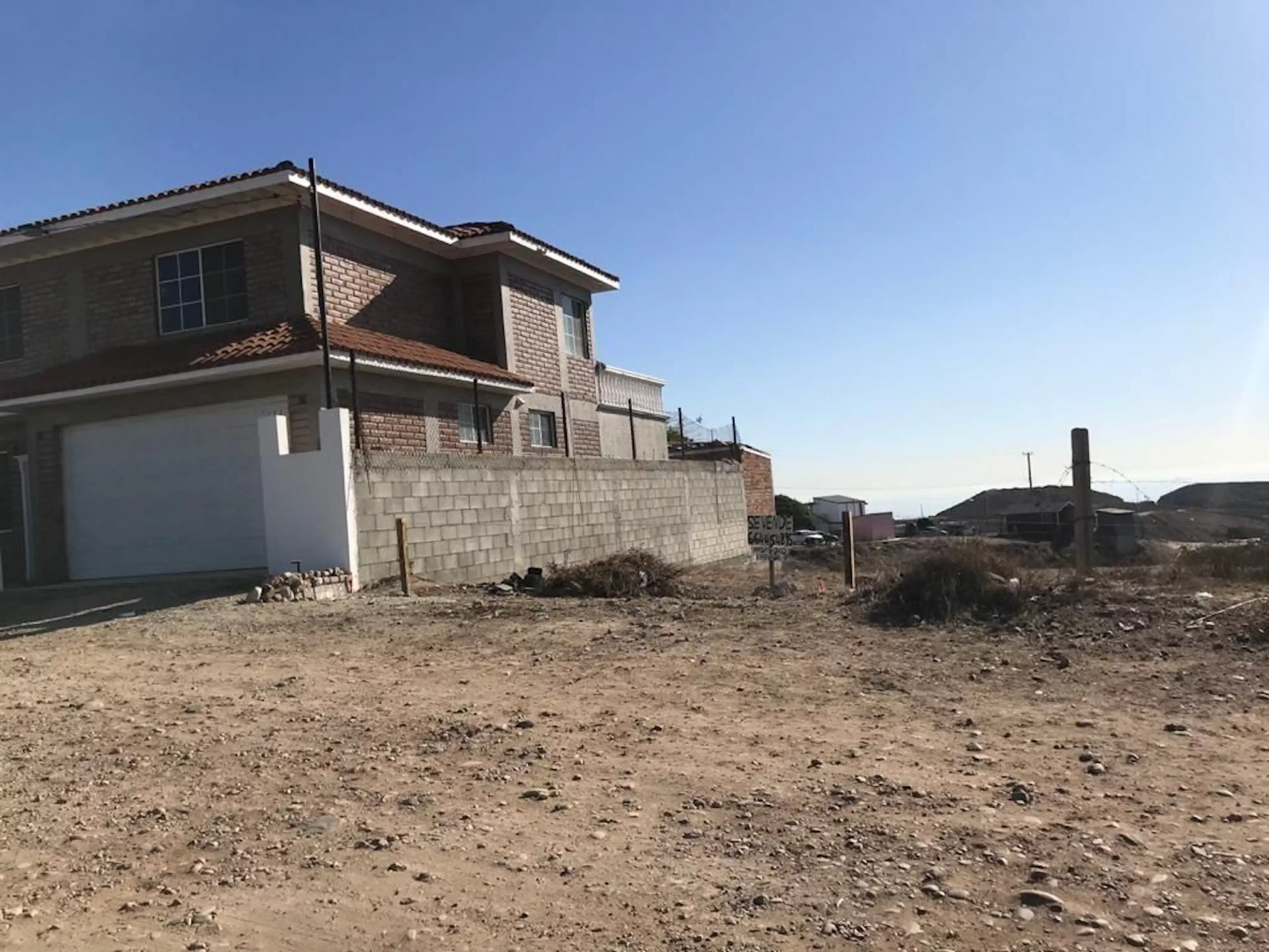 Terreno en venta justo atras del Colegio de la Frontera Norte