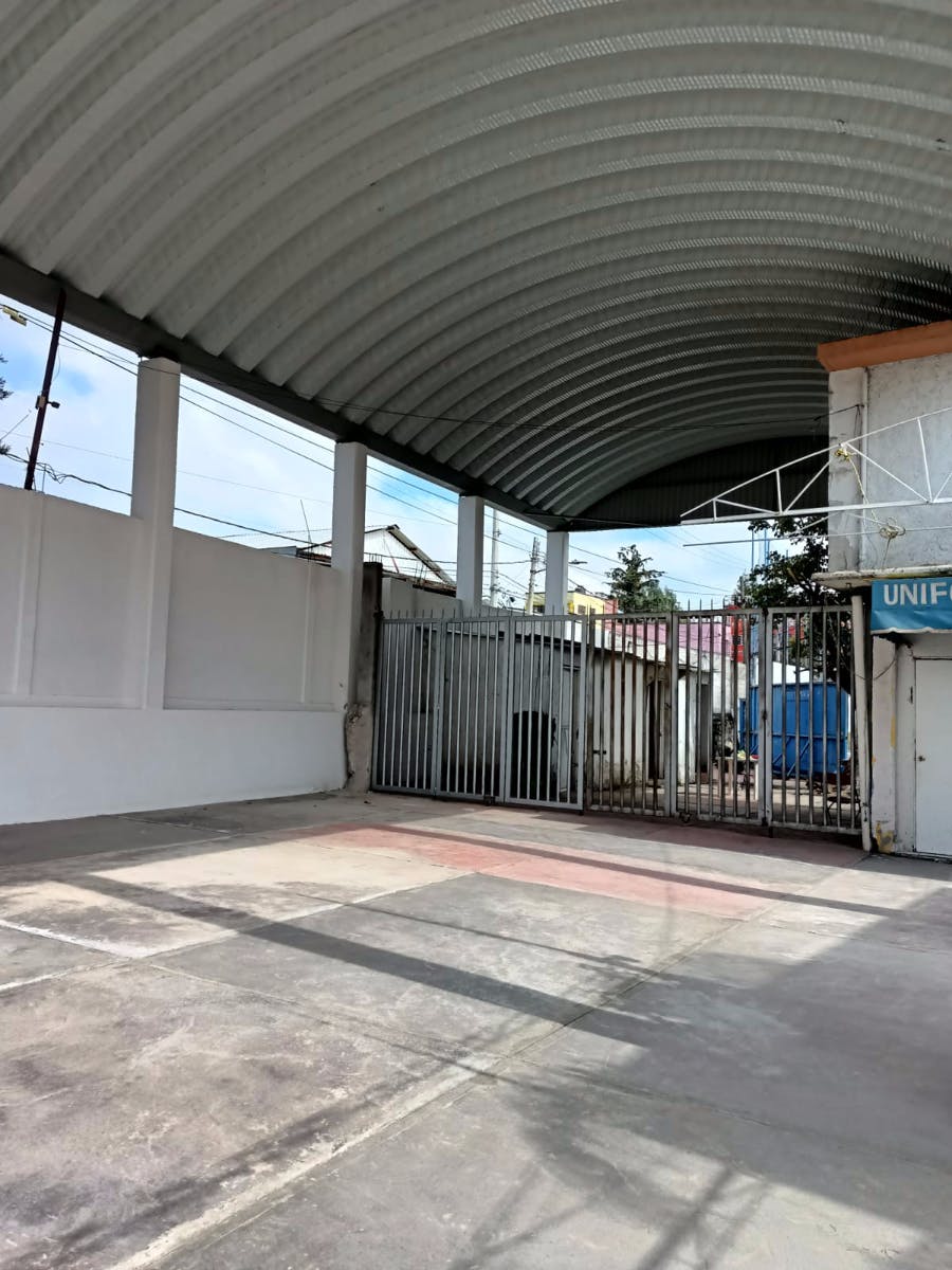 Local Comercial Spot2