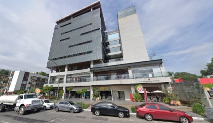 Local Comercial Spot2